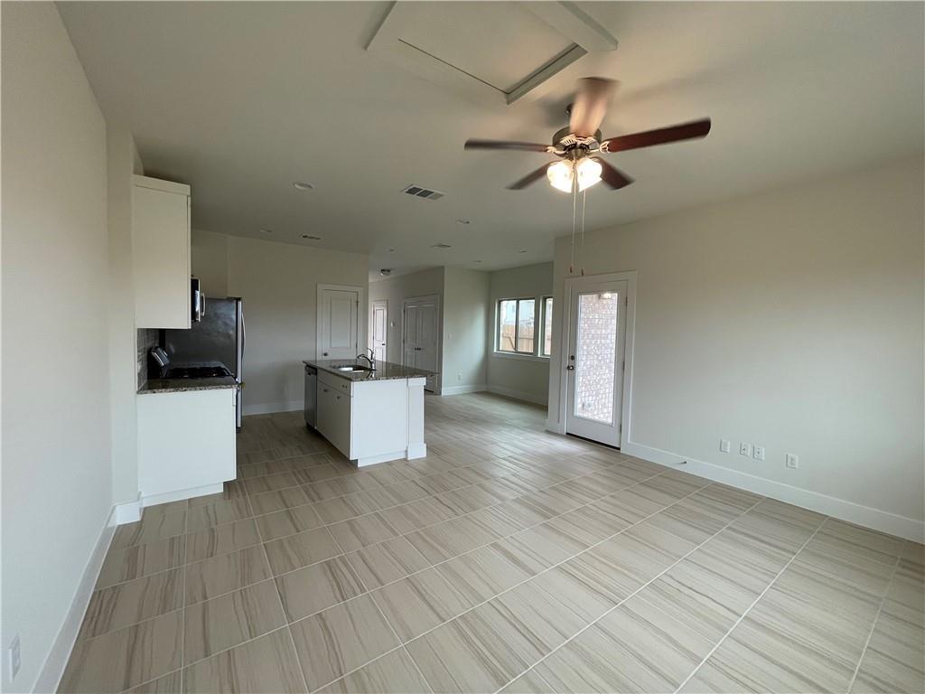 526 White Steppe Way Property Photo 7