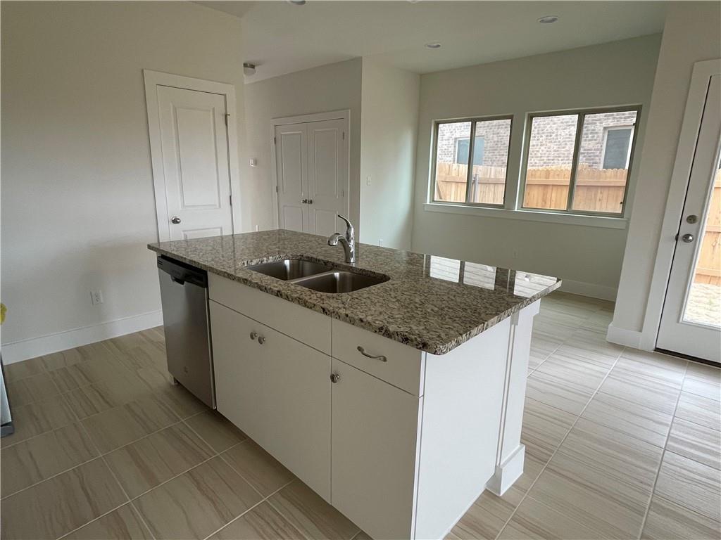 526 White Steppe Way Property Photo 12