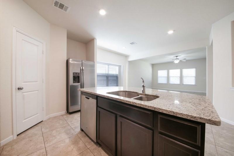 14002 Madrigal Ln Property Photo 9