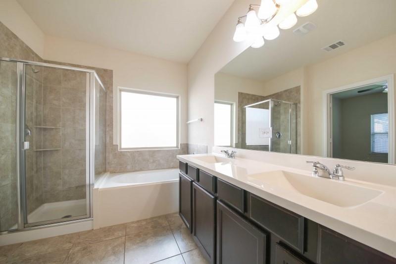 14002 Madrigal Ln Property Photo 21