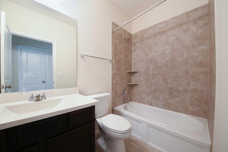 14002 Madrigal Ln Property Photo 26