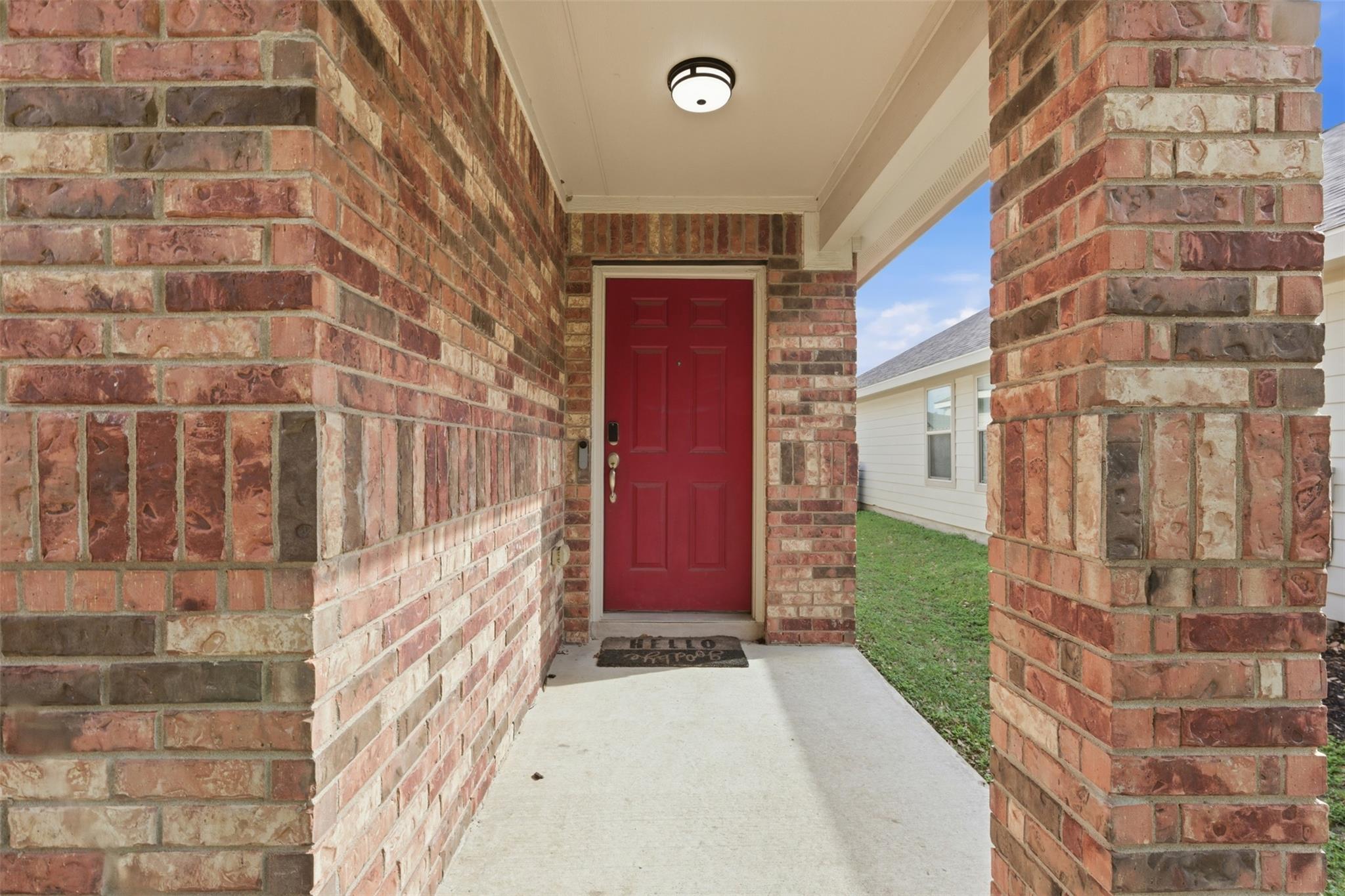18420 Cloudmore Ln Property Photo 3