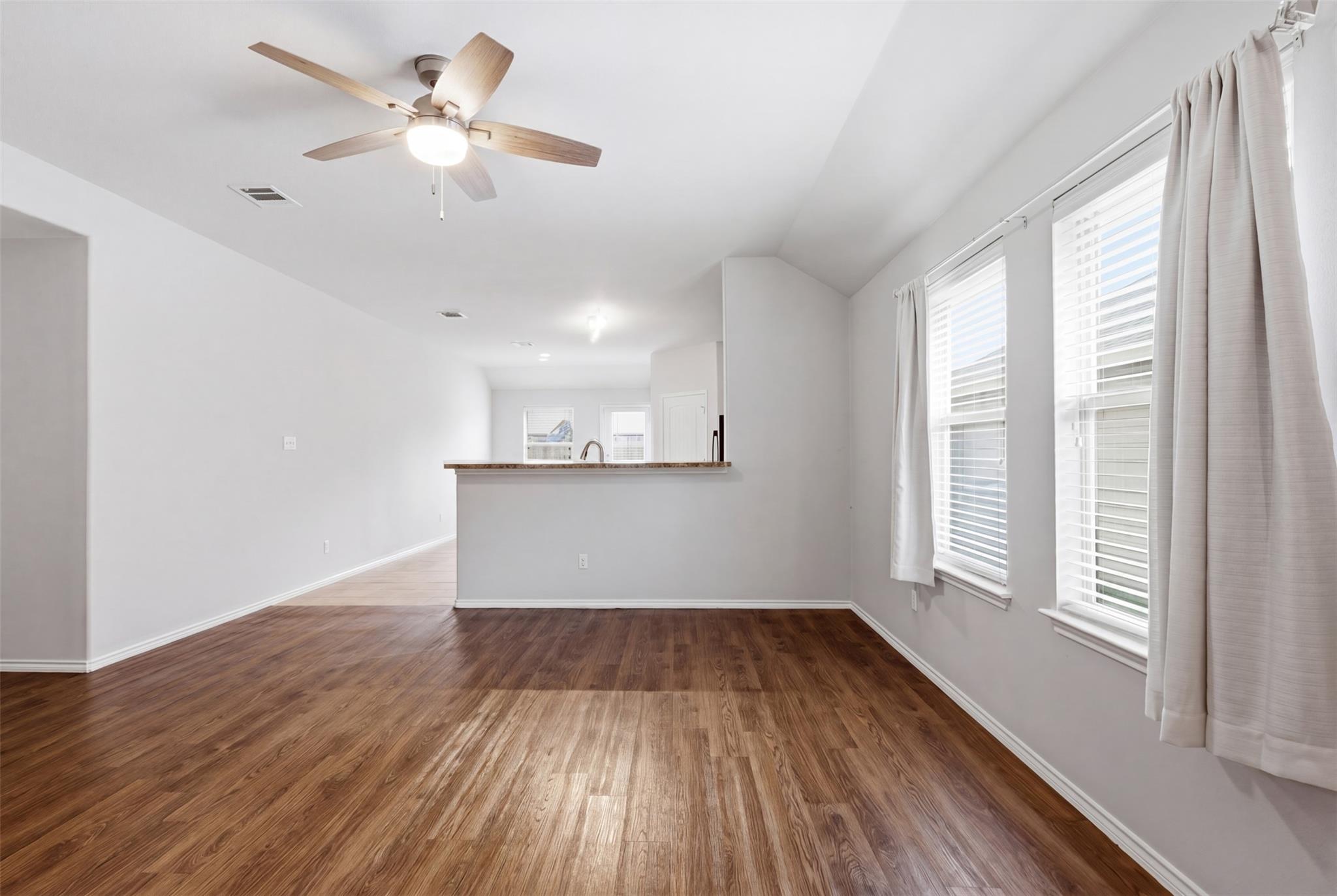 18420 Cloudmore Ln Property Photo 4