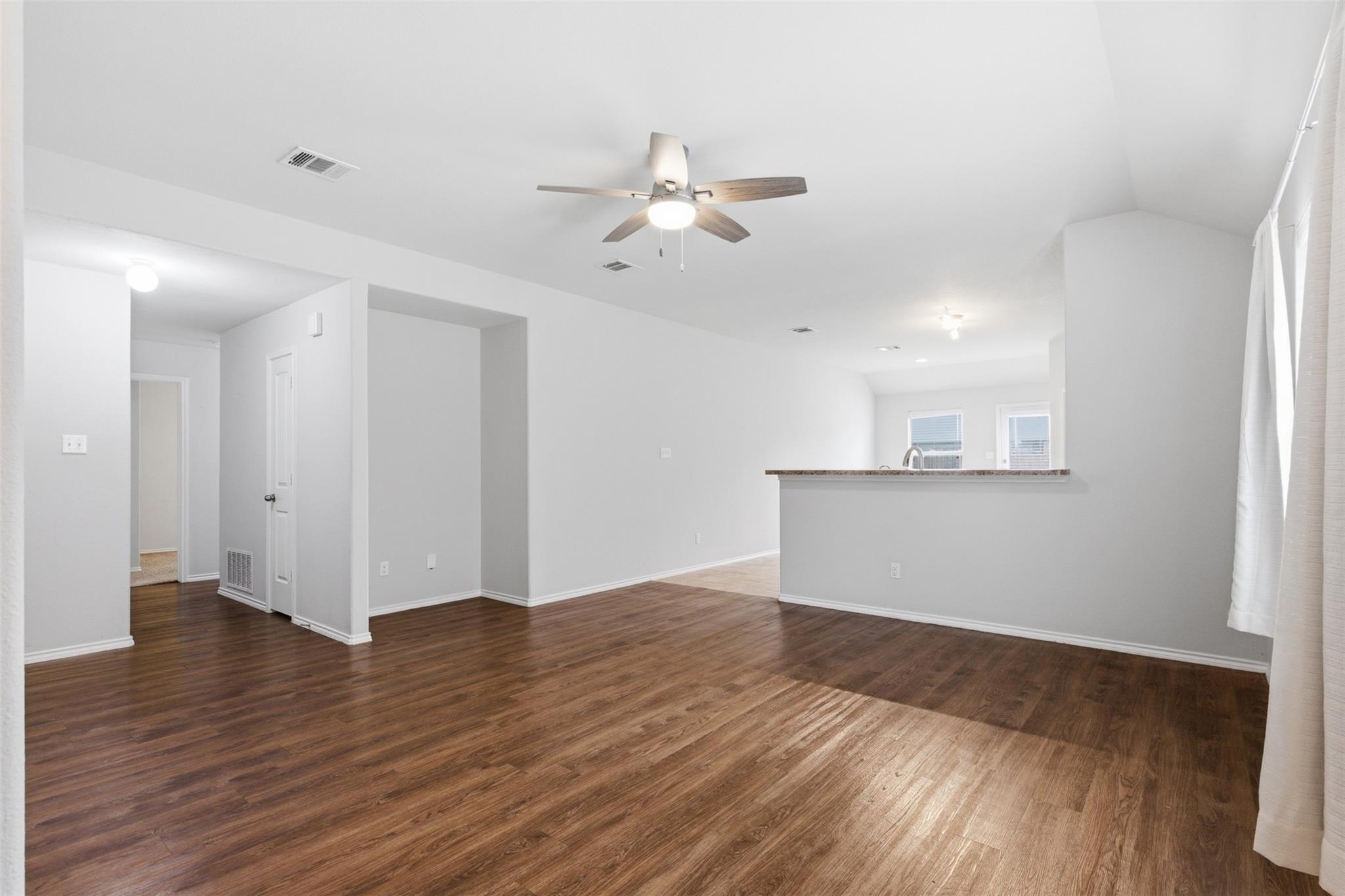 18420 Cloudmore Ln Property Photo 5