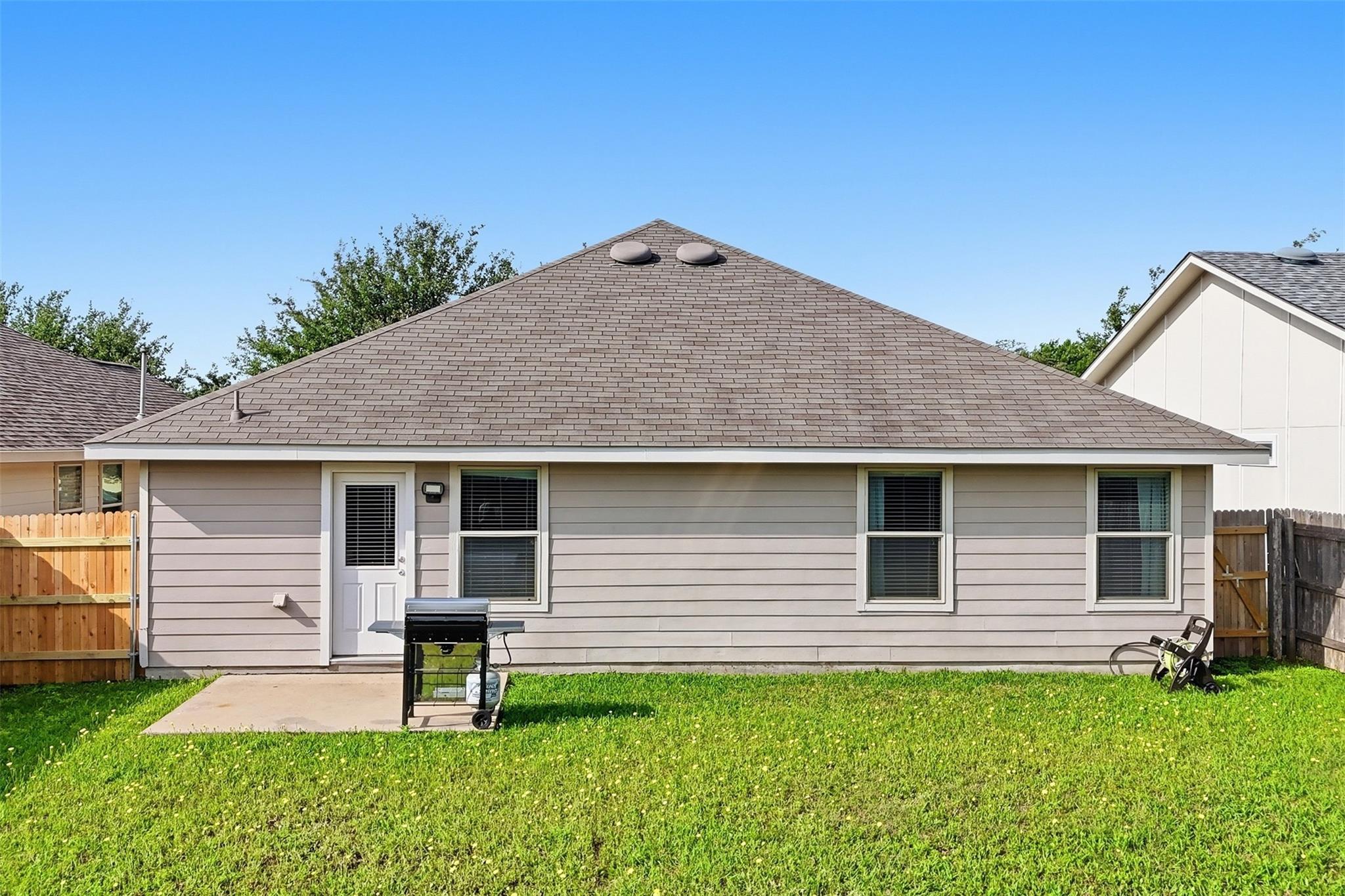 18420 Cloudmore Ln Property Photo 24