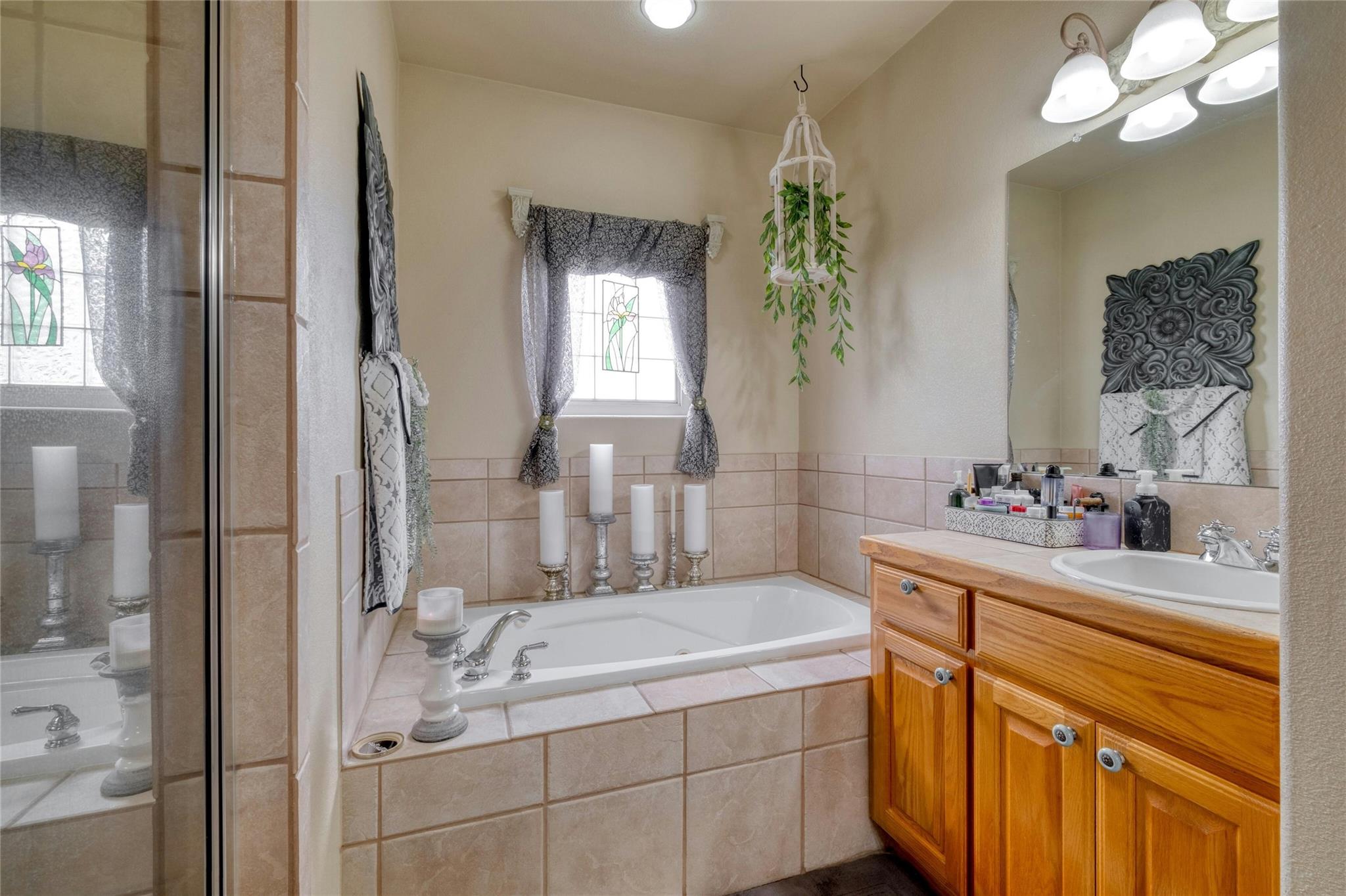 206 High River Ranch Dr Property Photo 15
