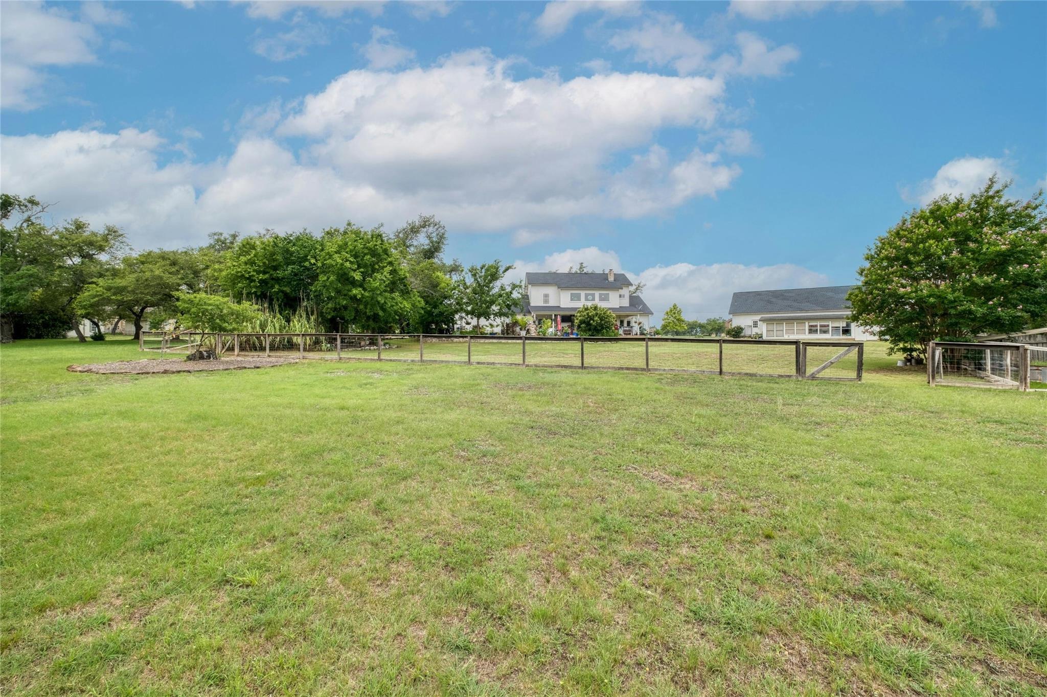 206 High River Ranch Dr Property Photo 30