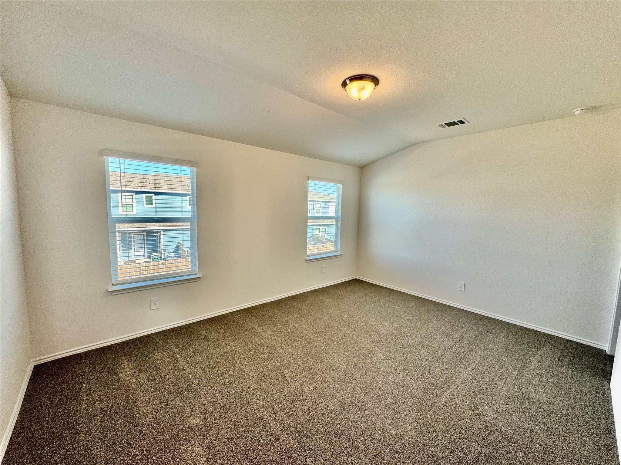 105 Calcite Rd #2 Property Photo 4