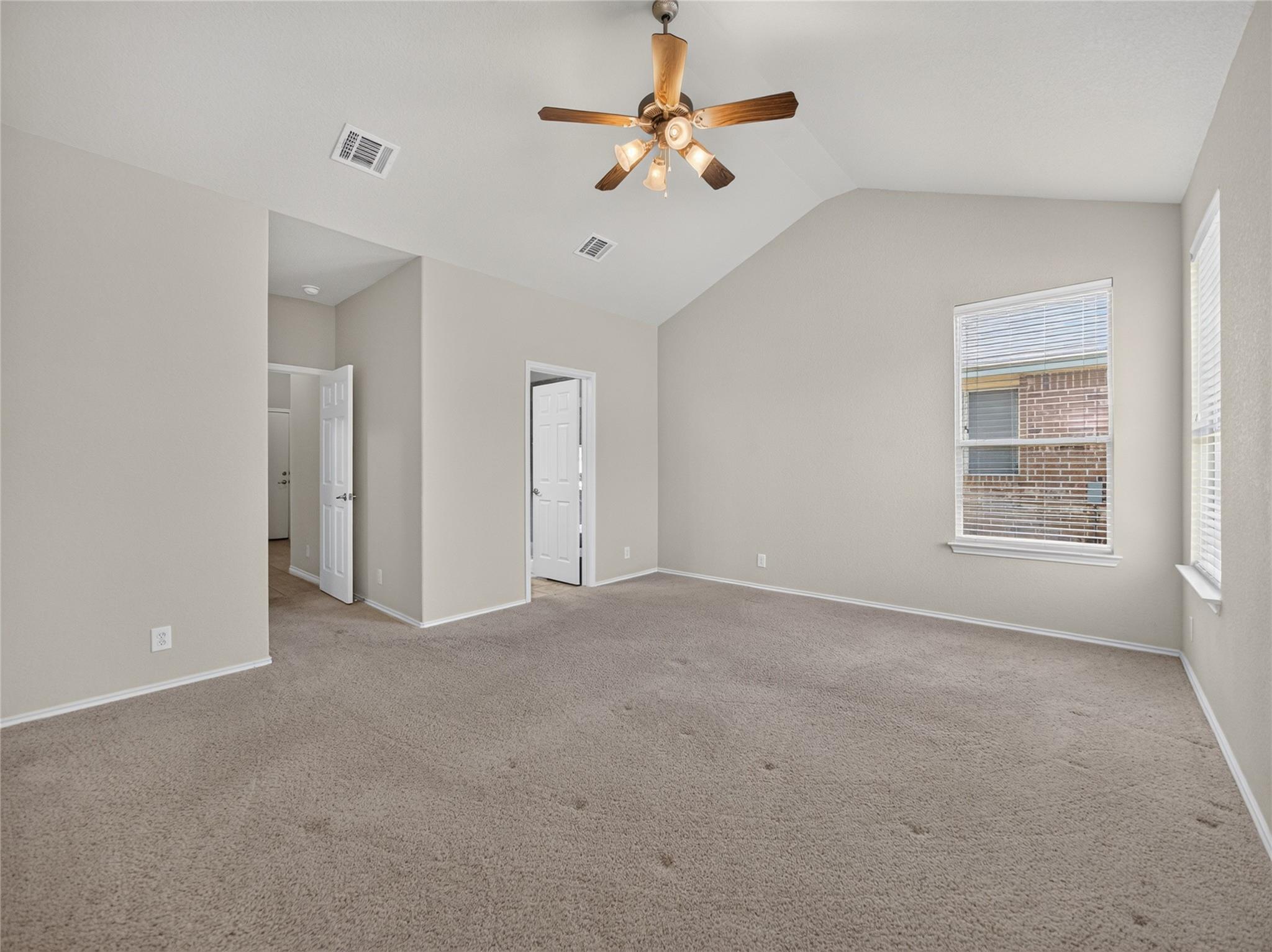 1916 Golden Arrow Ave Property Photo 14