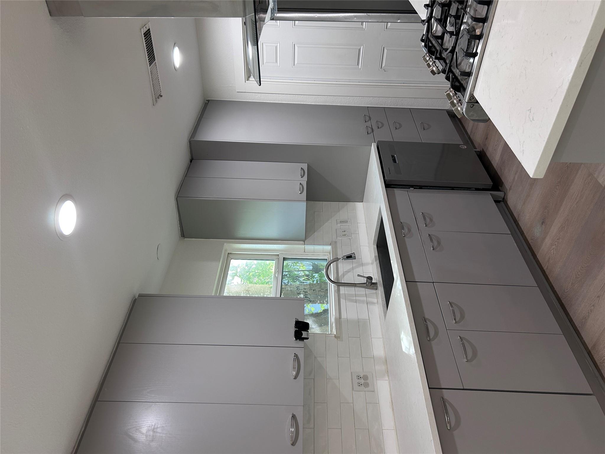 6603 Ripple Run Property Photo 3