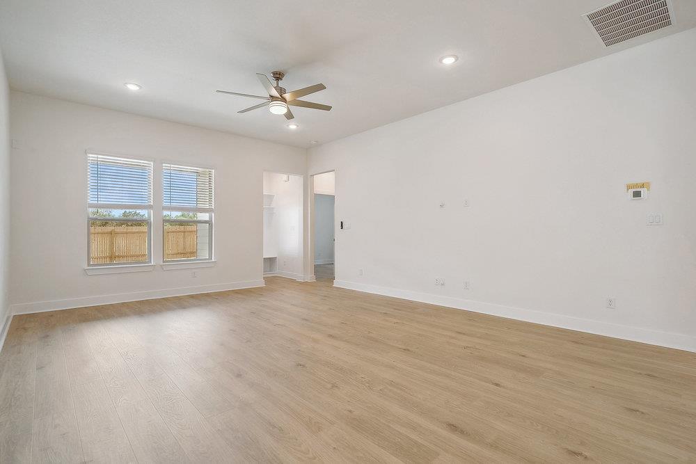 137 Tenny Ln Property Photo 14