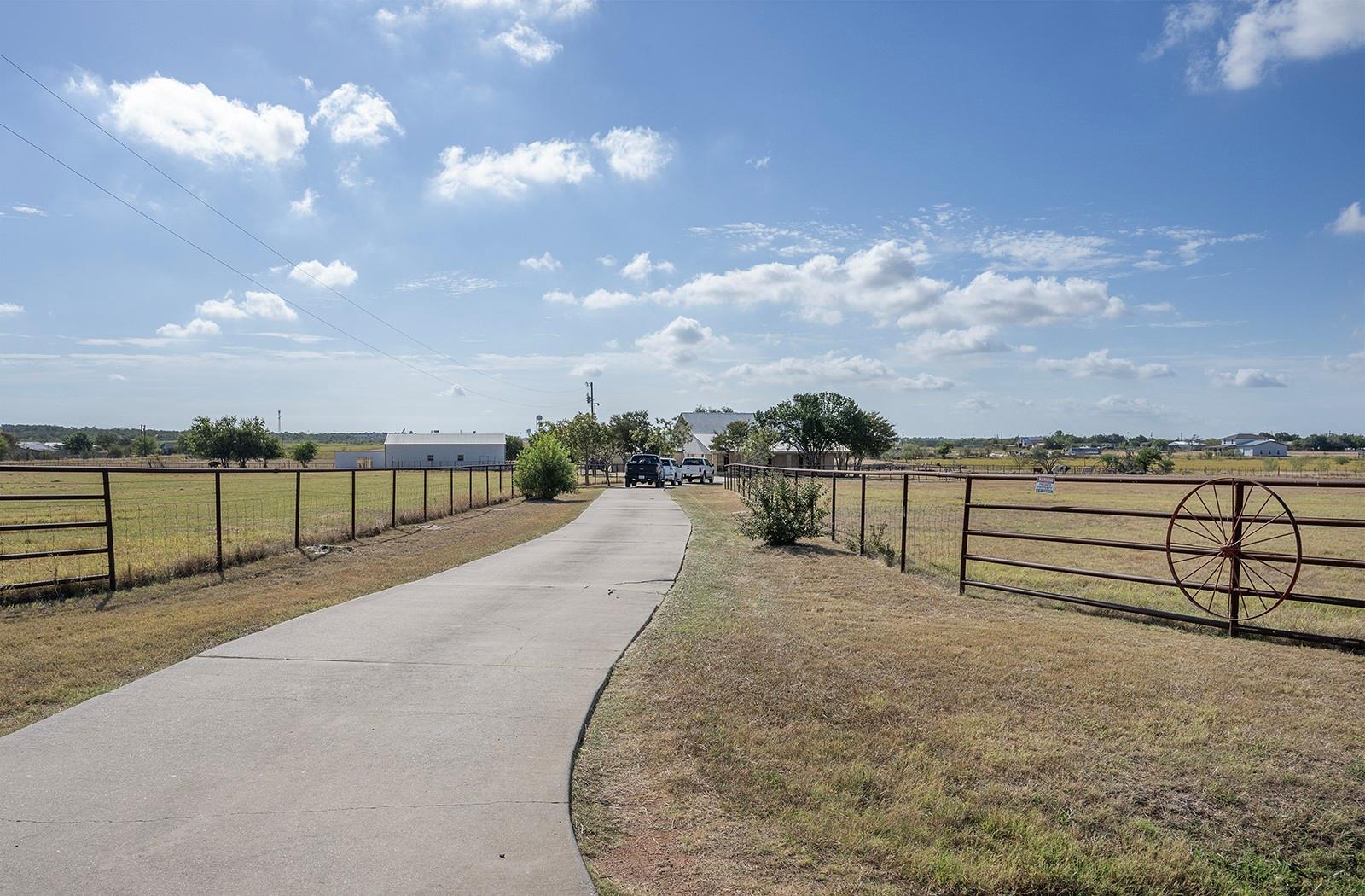 1833 County Road 305 None Property Photo 1
