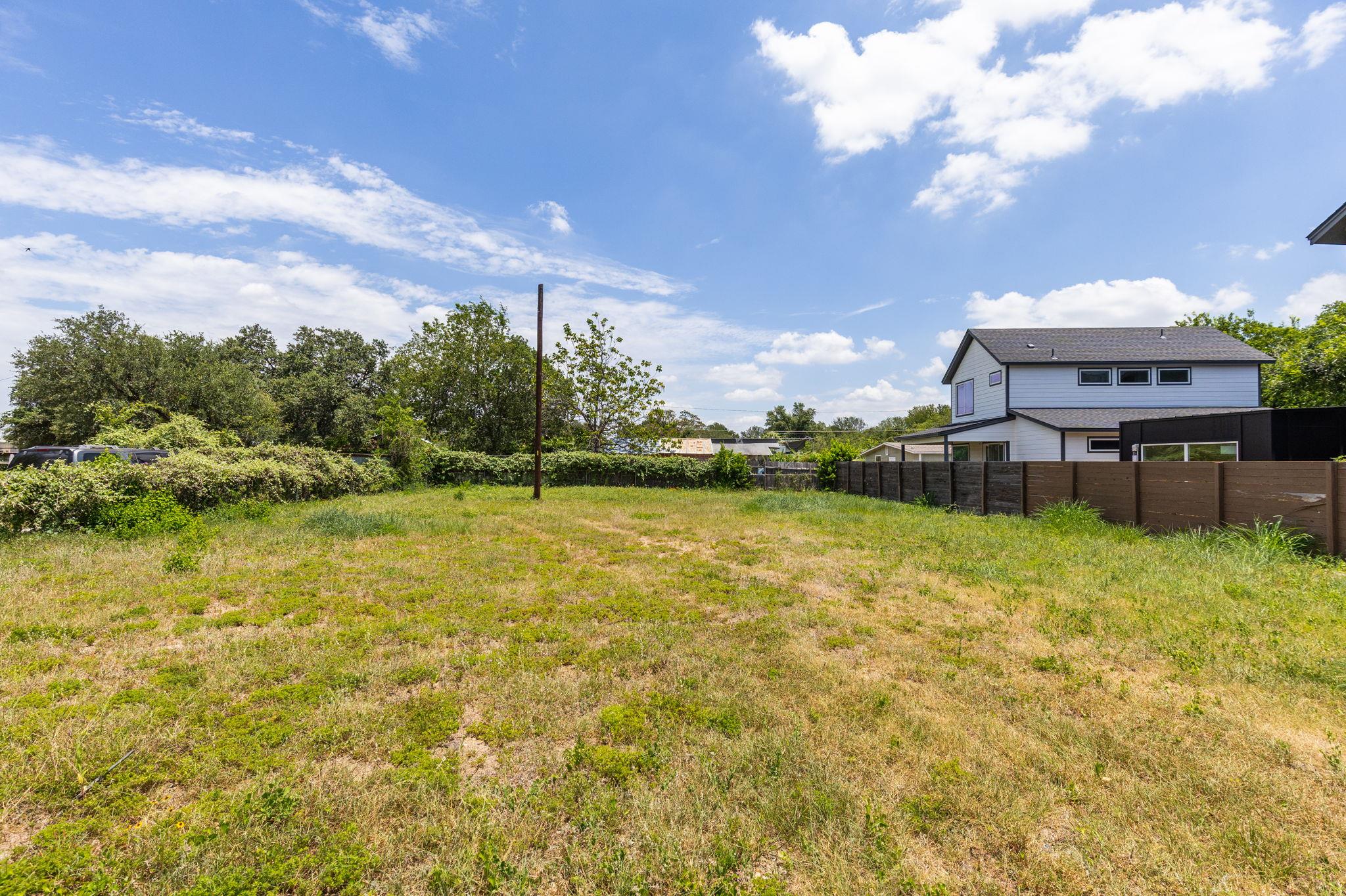 6312 Felix Ave Property Photo 16
