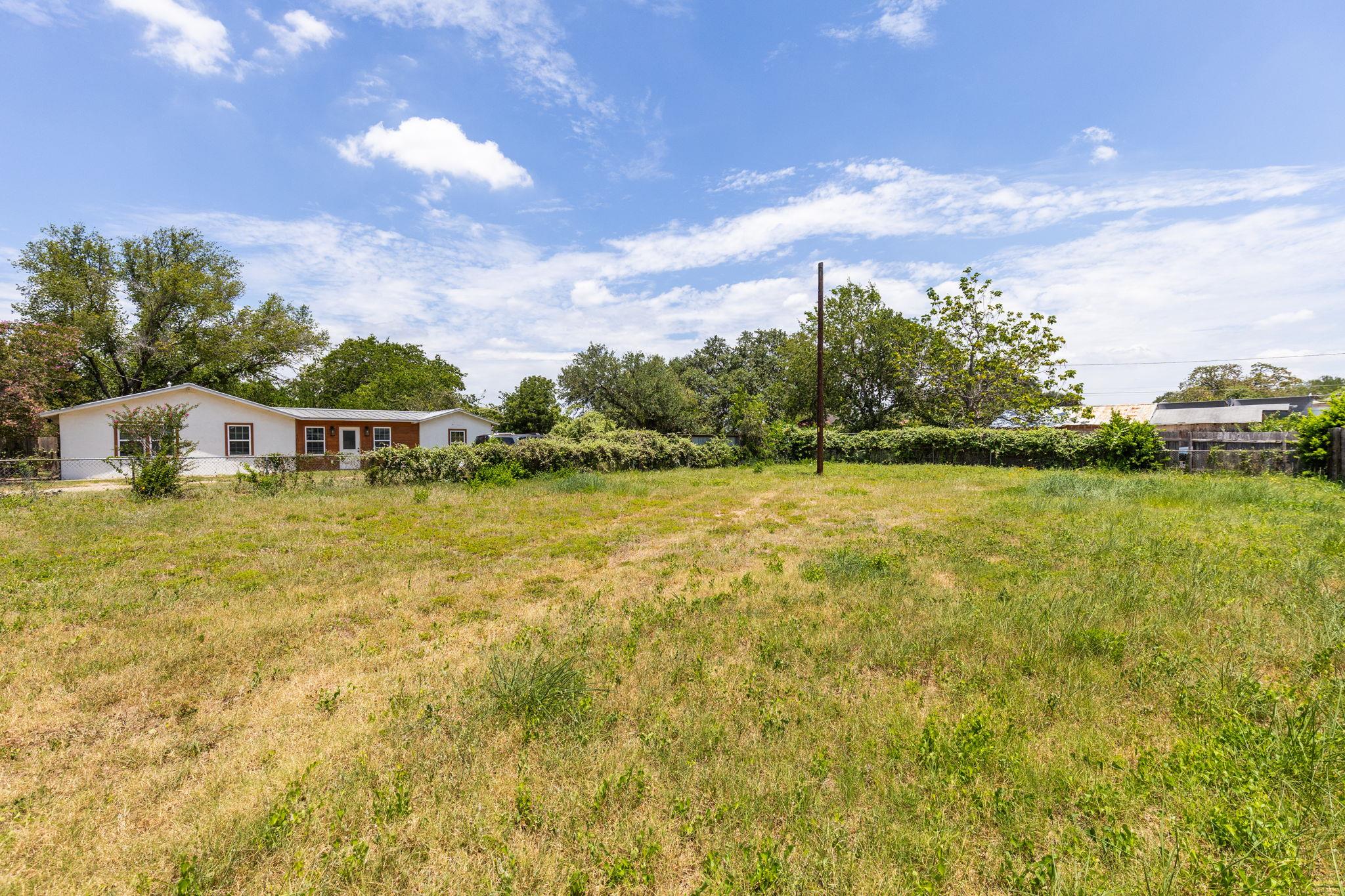 6312 Felix Ave Property Photo 17