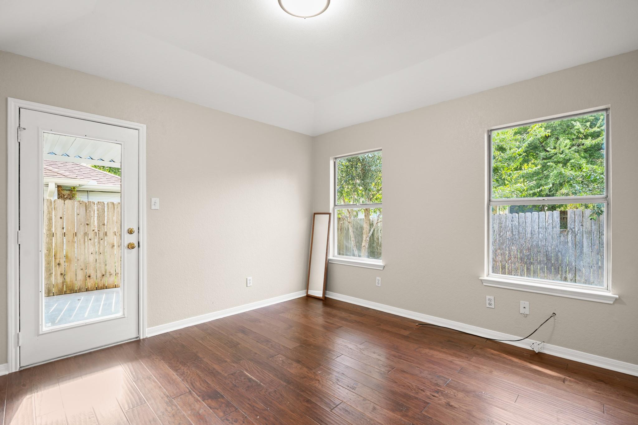 2109 Redwing Way Property Photo 9