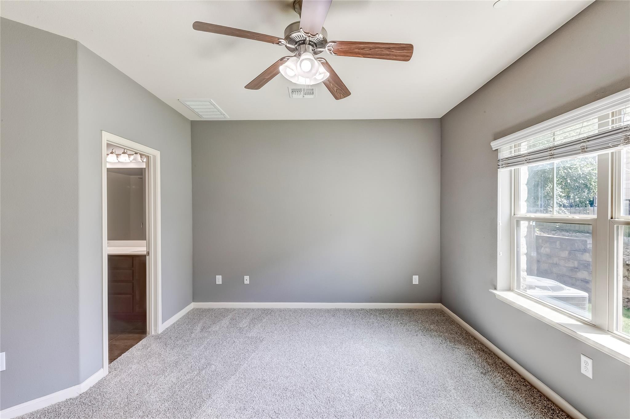 1620 Bryant Dr #904 Property Photo 18