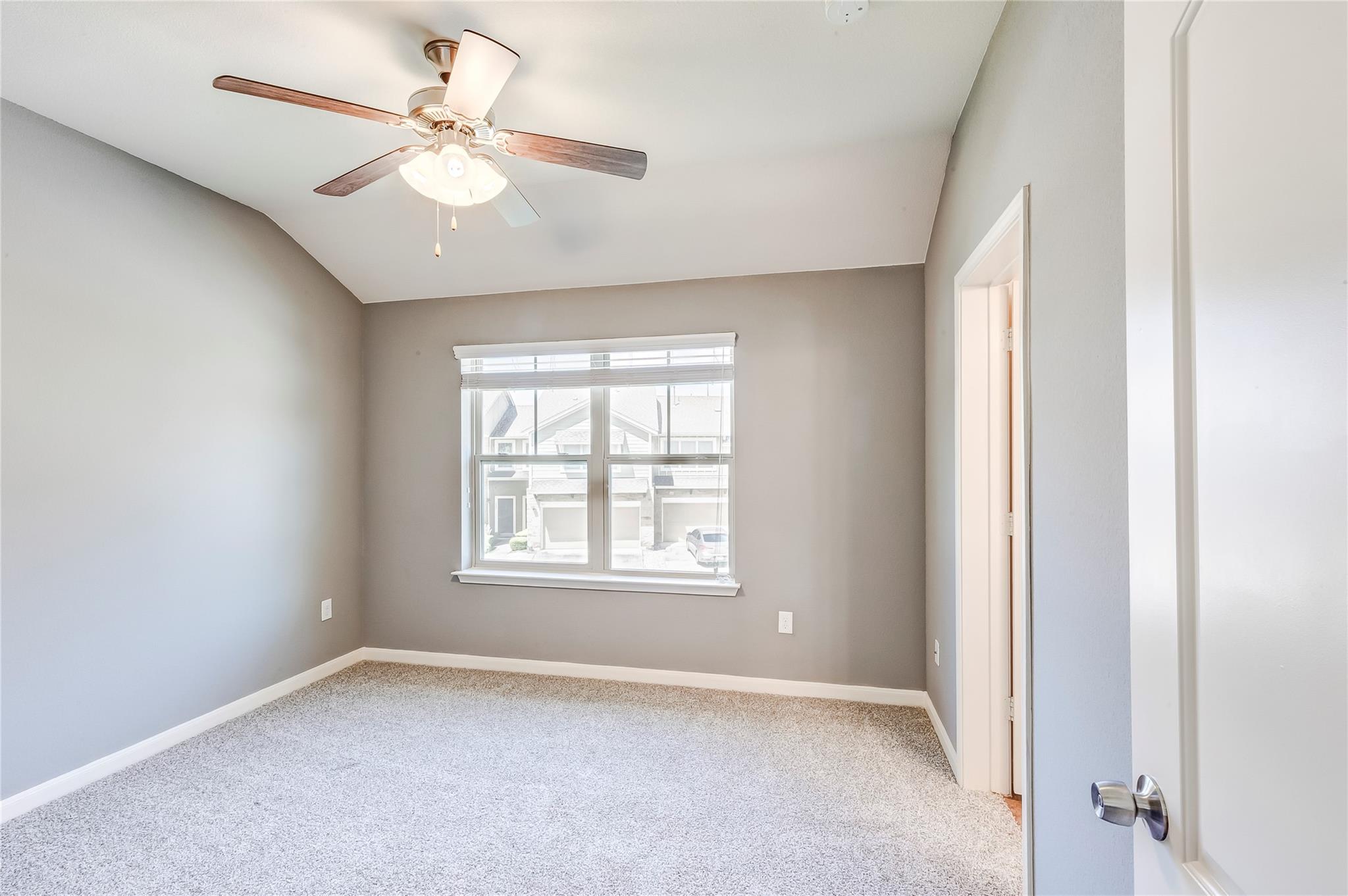 1620 Bryant Dr #904 Property Photo 29