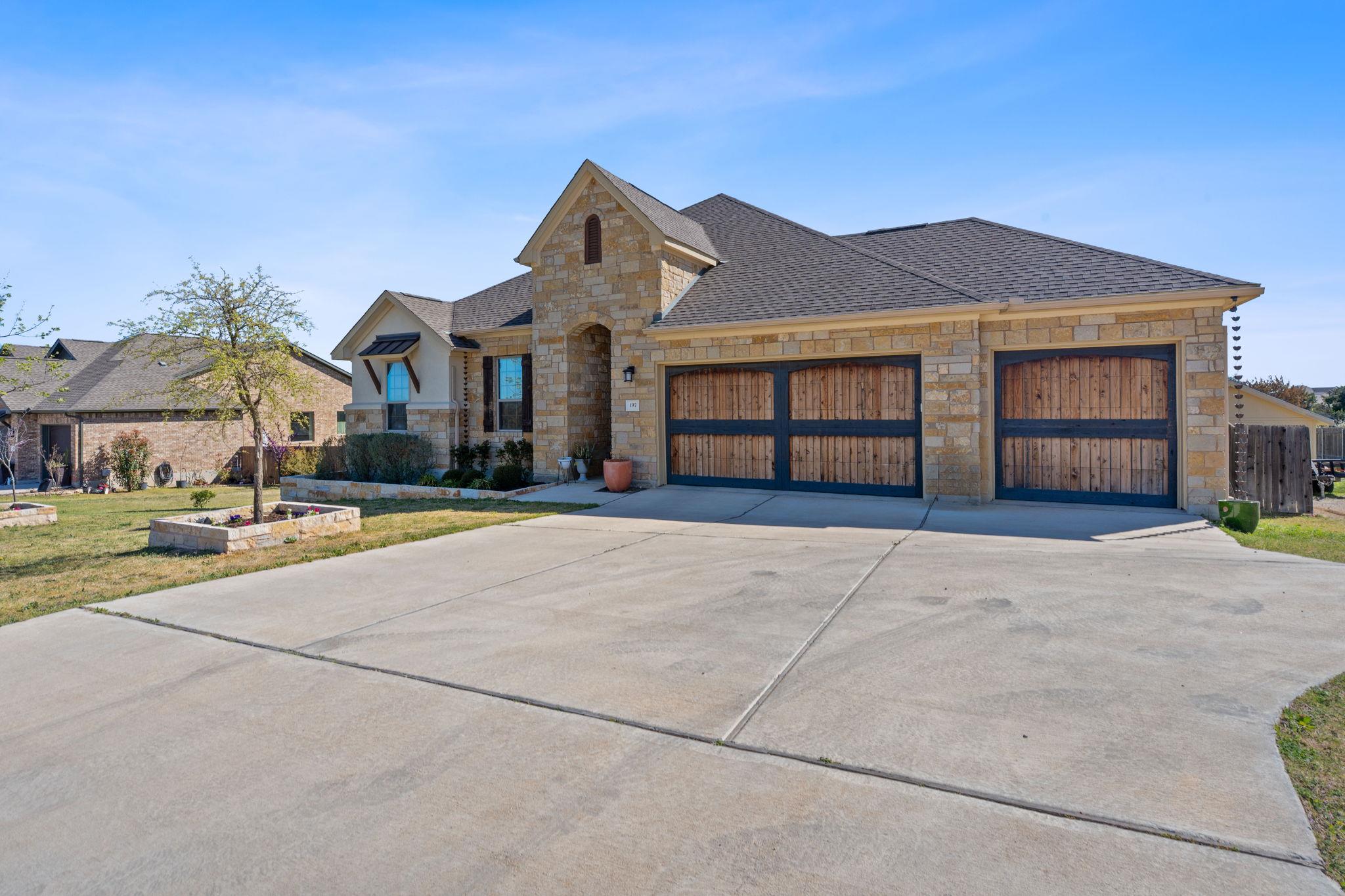 197 Fort Sumner St Property Photo