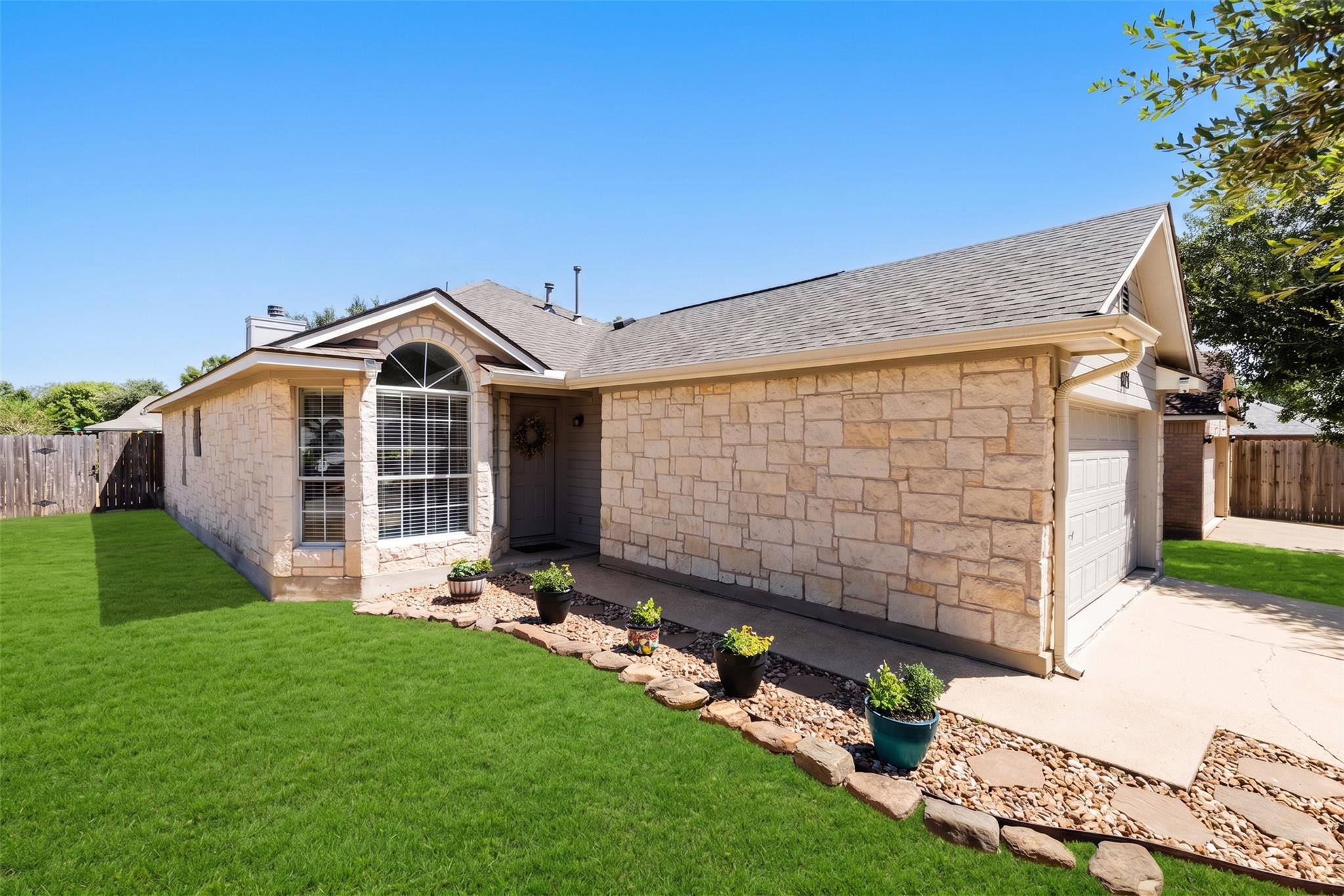 101 Cotton Creek Way Property Photo 1