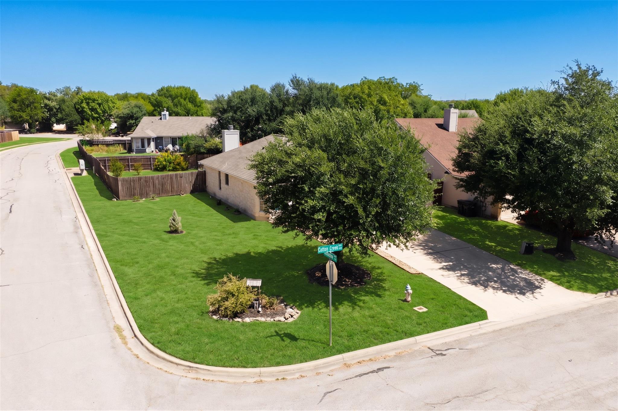 101 Cotton Creek Way Property Photo 4