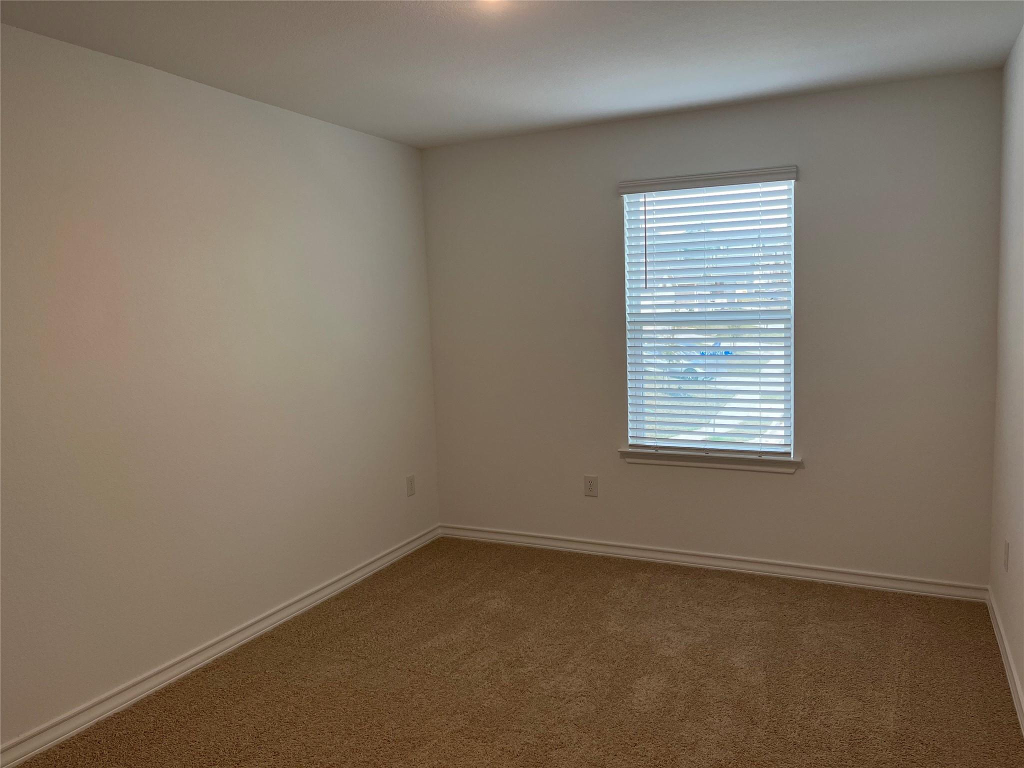 270 Pepperbark Loop Property Photo 21
