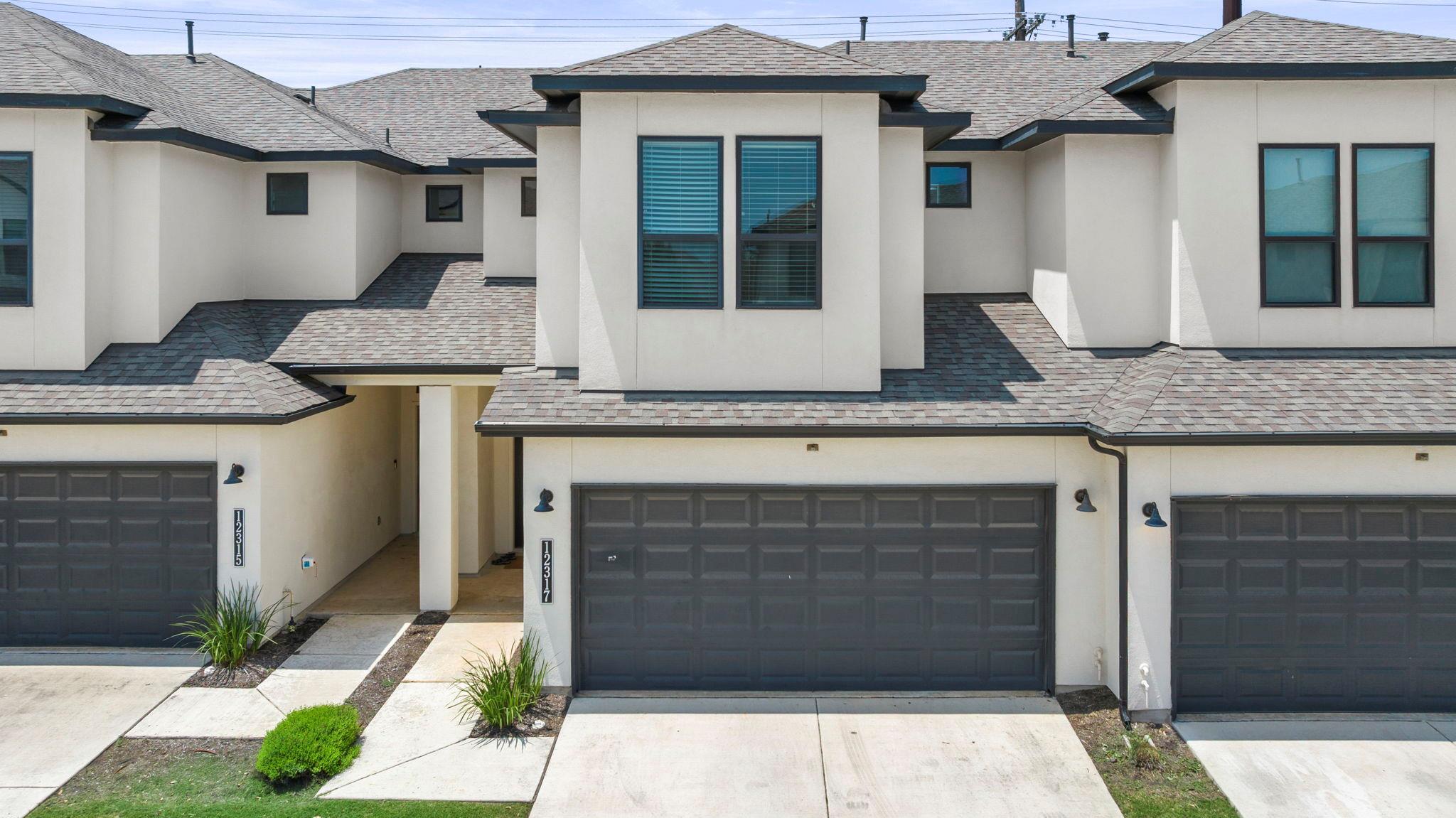 12317 Maypole Bnd Property Photo 2