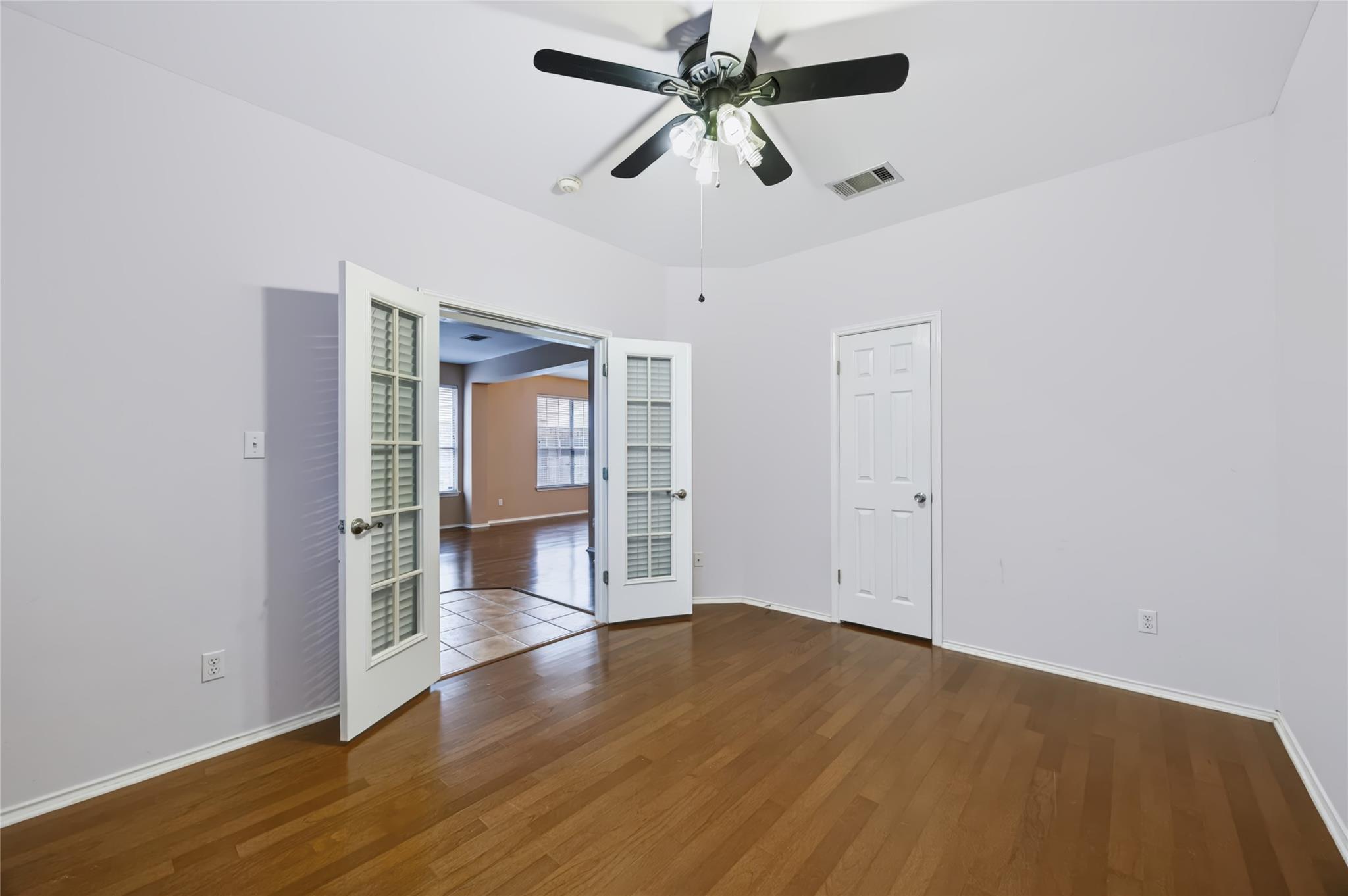 1519 Tamar Ln Property Photo 7
