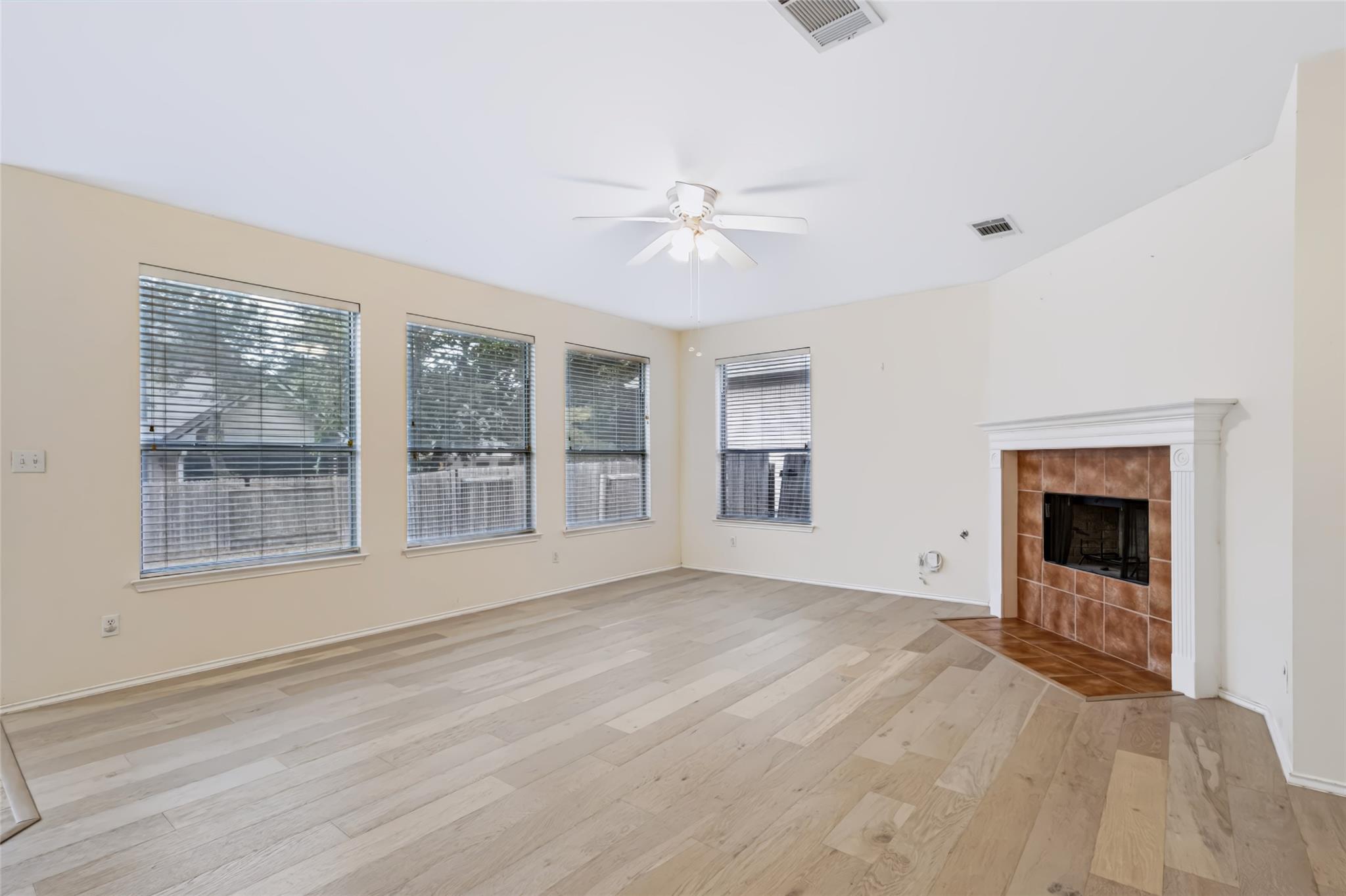 1519 Tamar Ln Property Photo 11