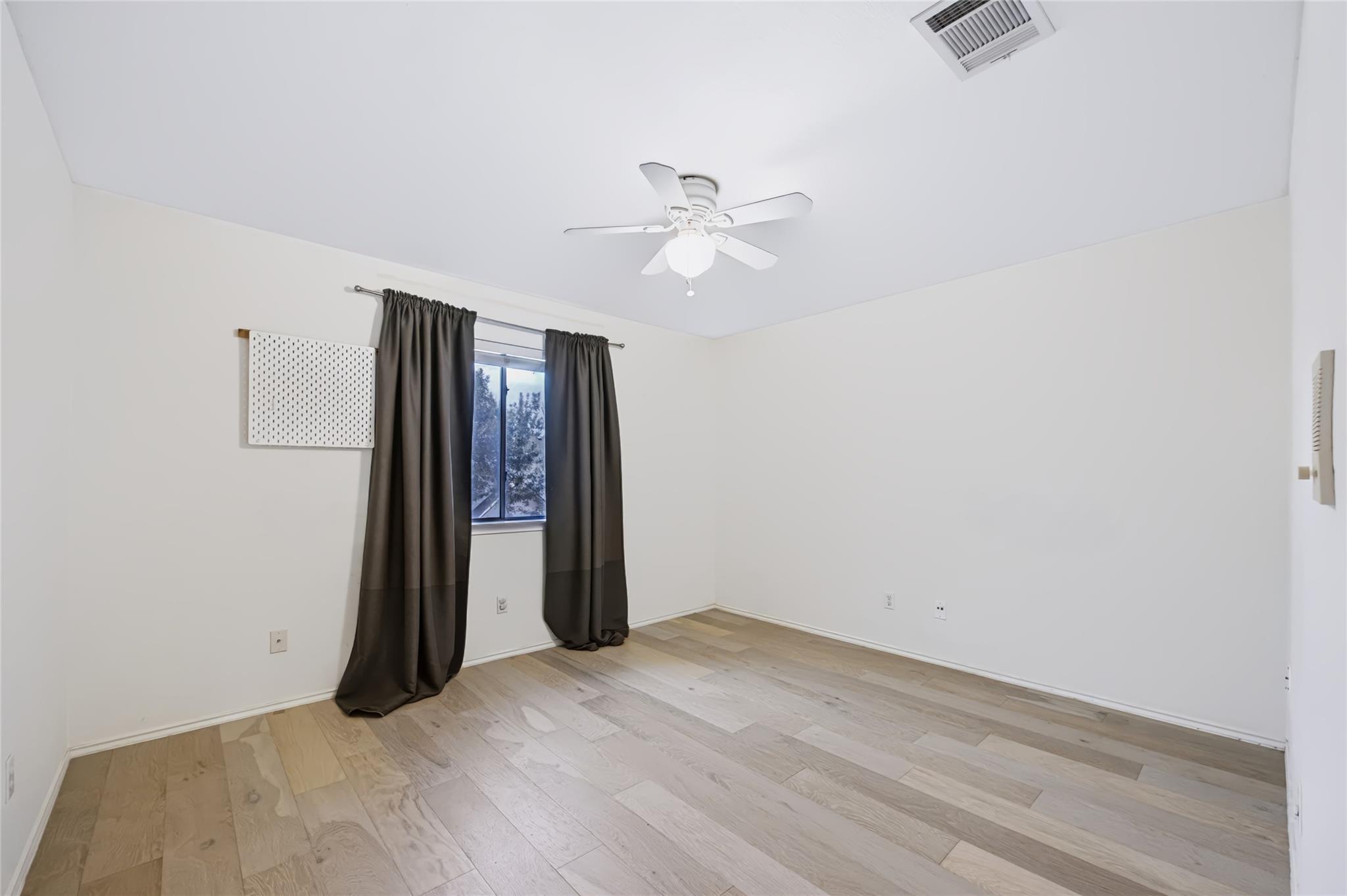 1519 Tamar Ln Property Photo 27