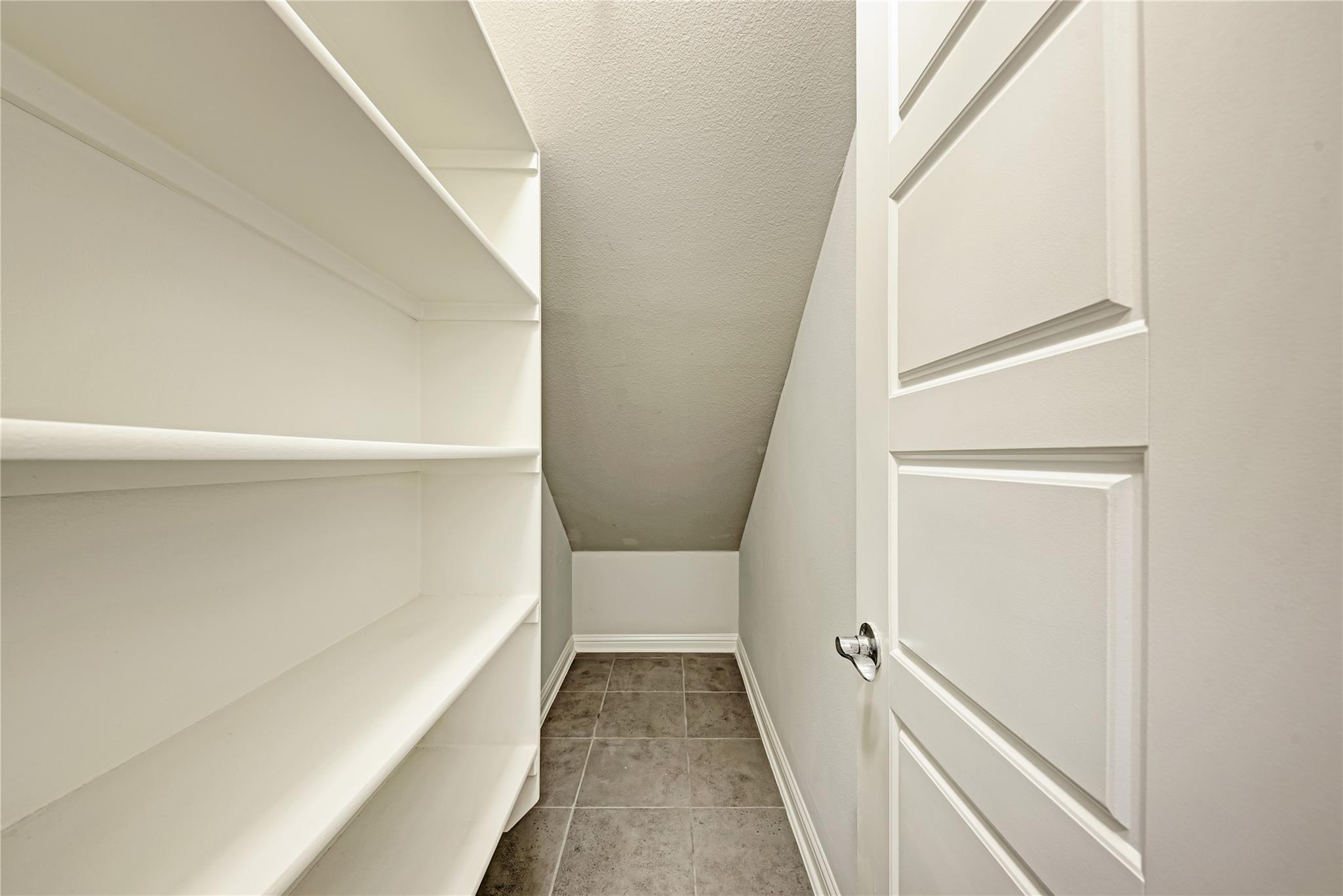 6814 E Riverside Dr #32 Property Photo 11