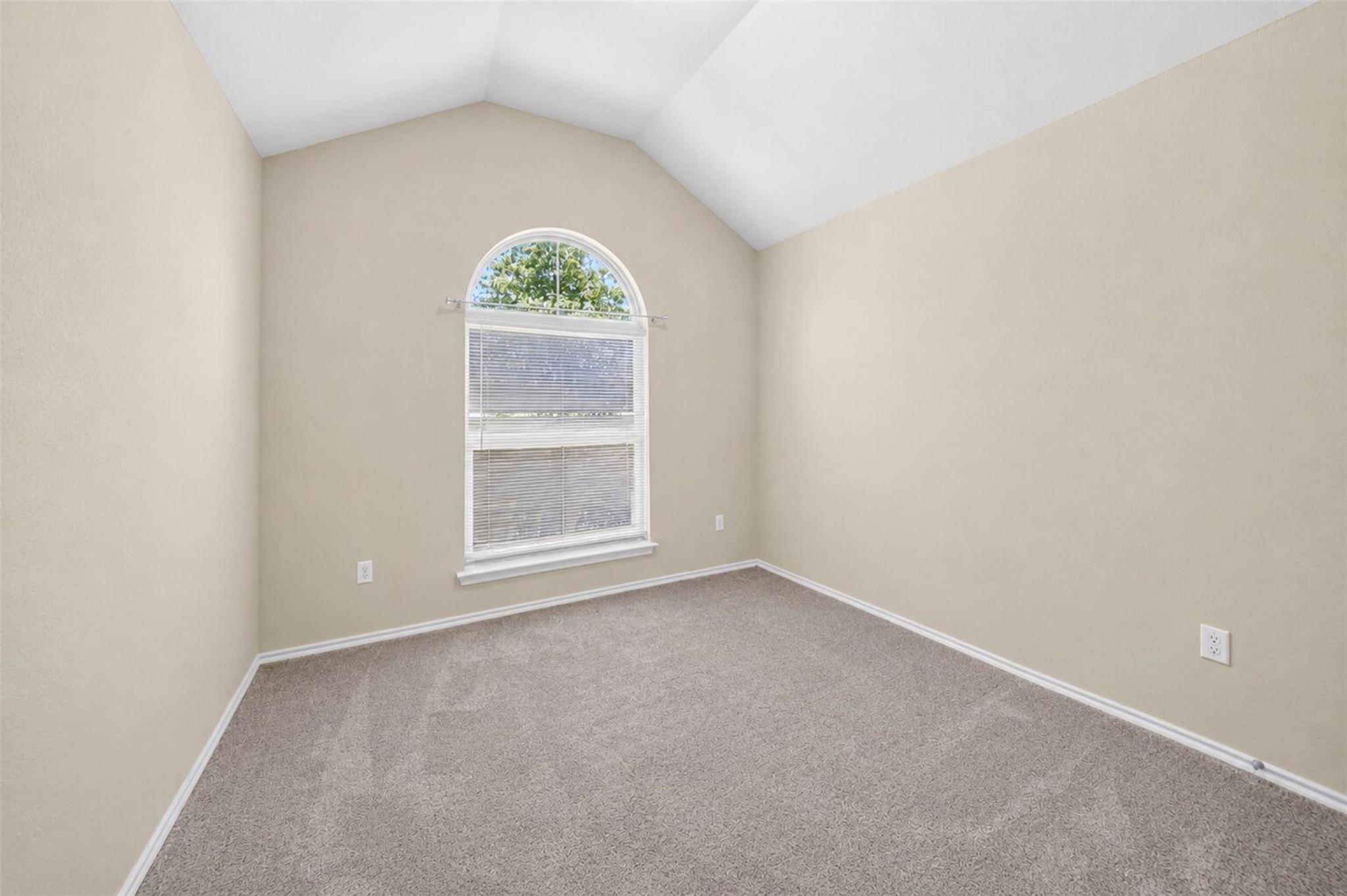 12913 Pealing Way Property Photo 7
