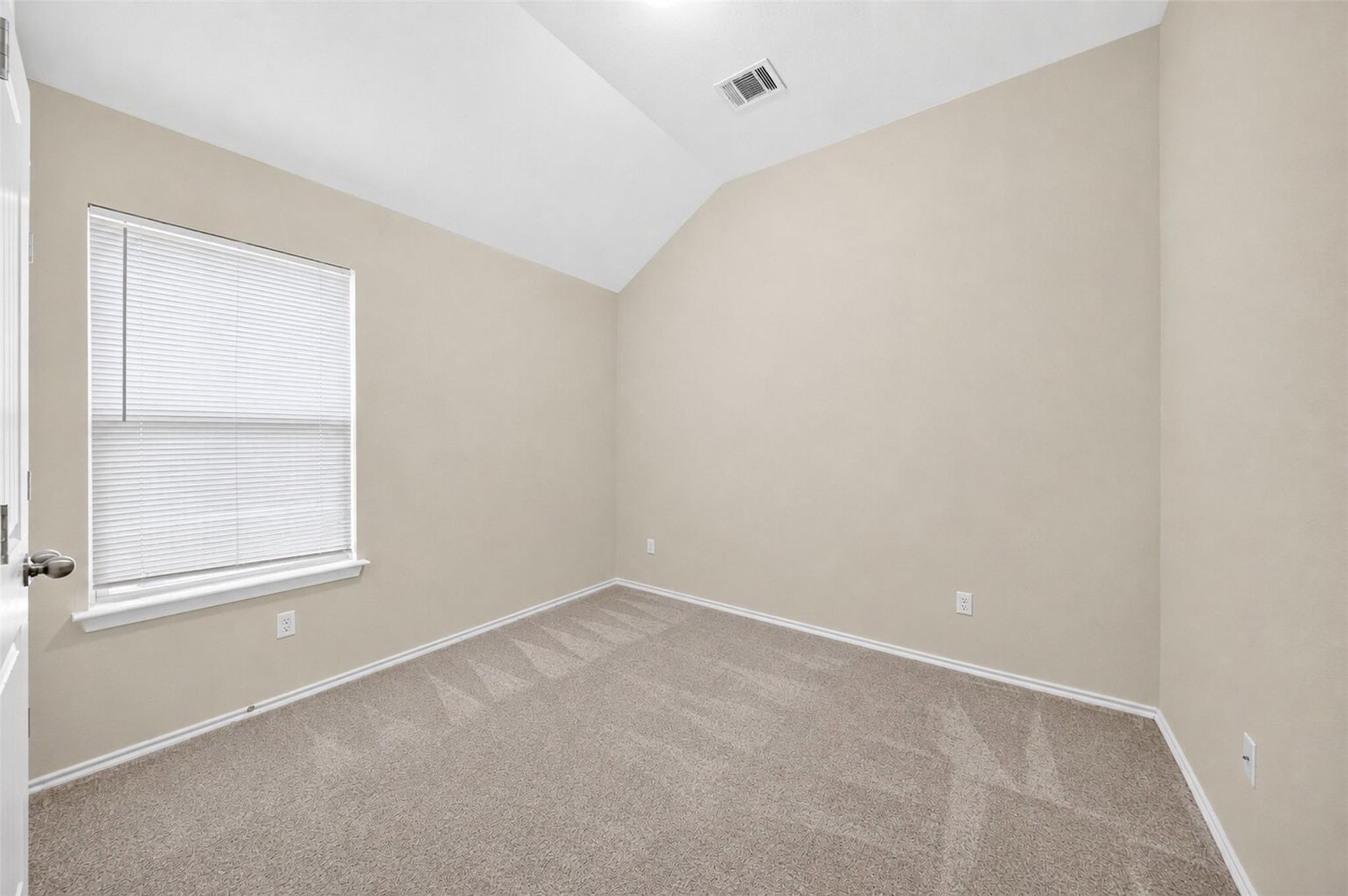 12913 Pealing Way Property Photo 10