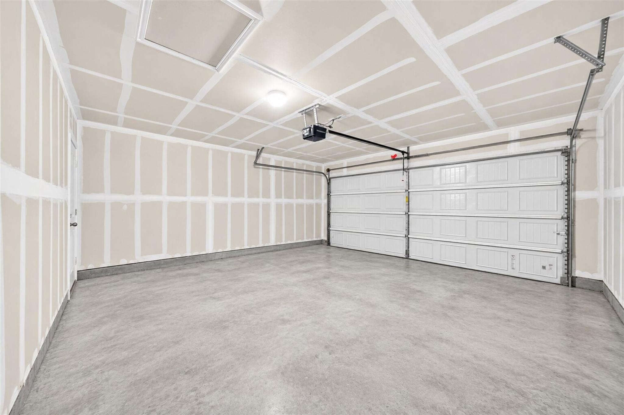 12913 Pealing Way Property Photo 33