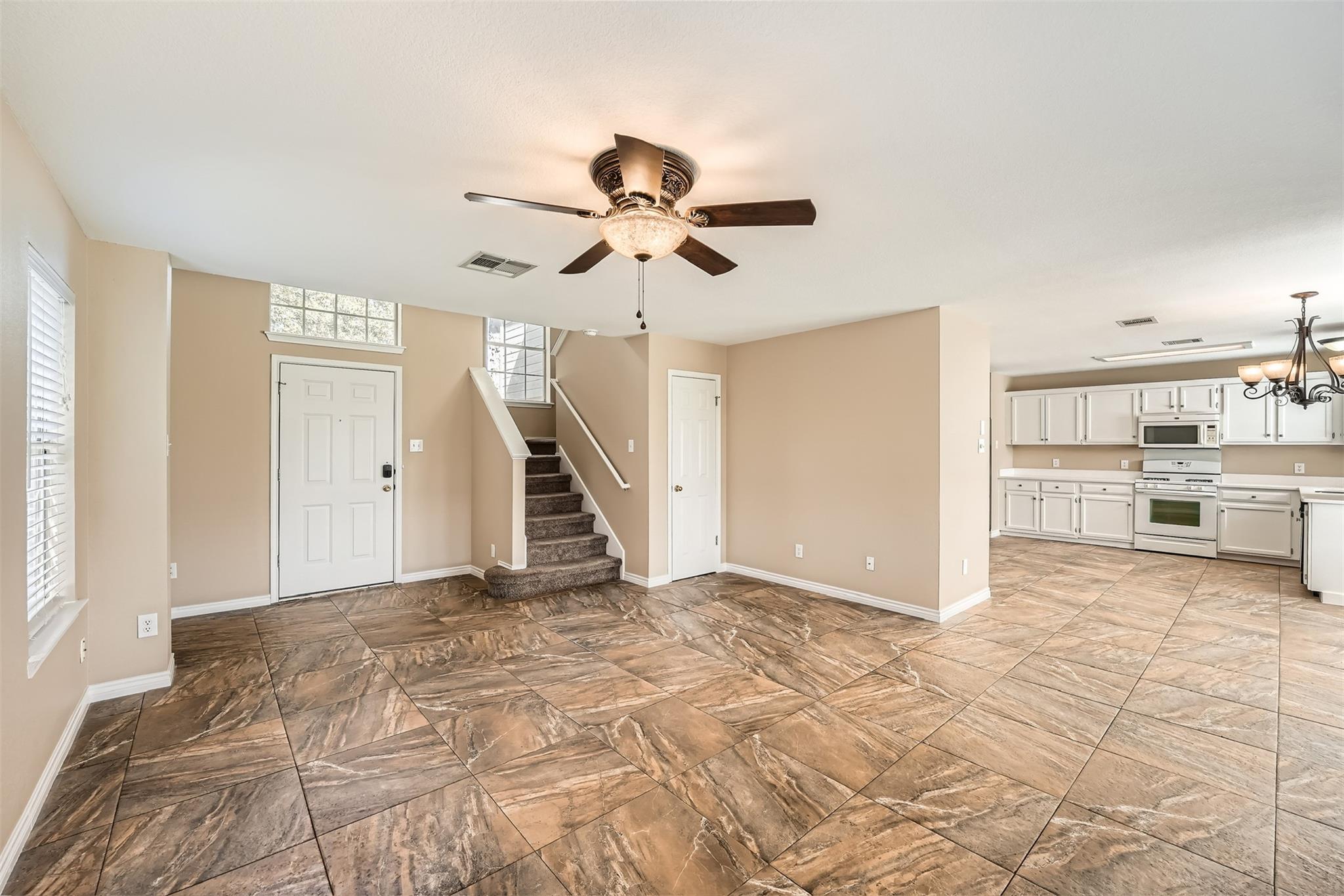 2813 Single Trace Ct Property Photo 7