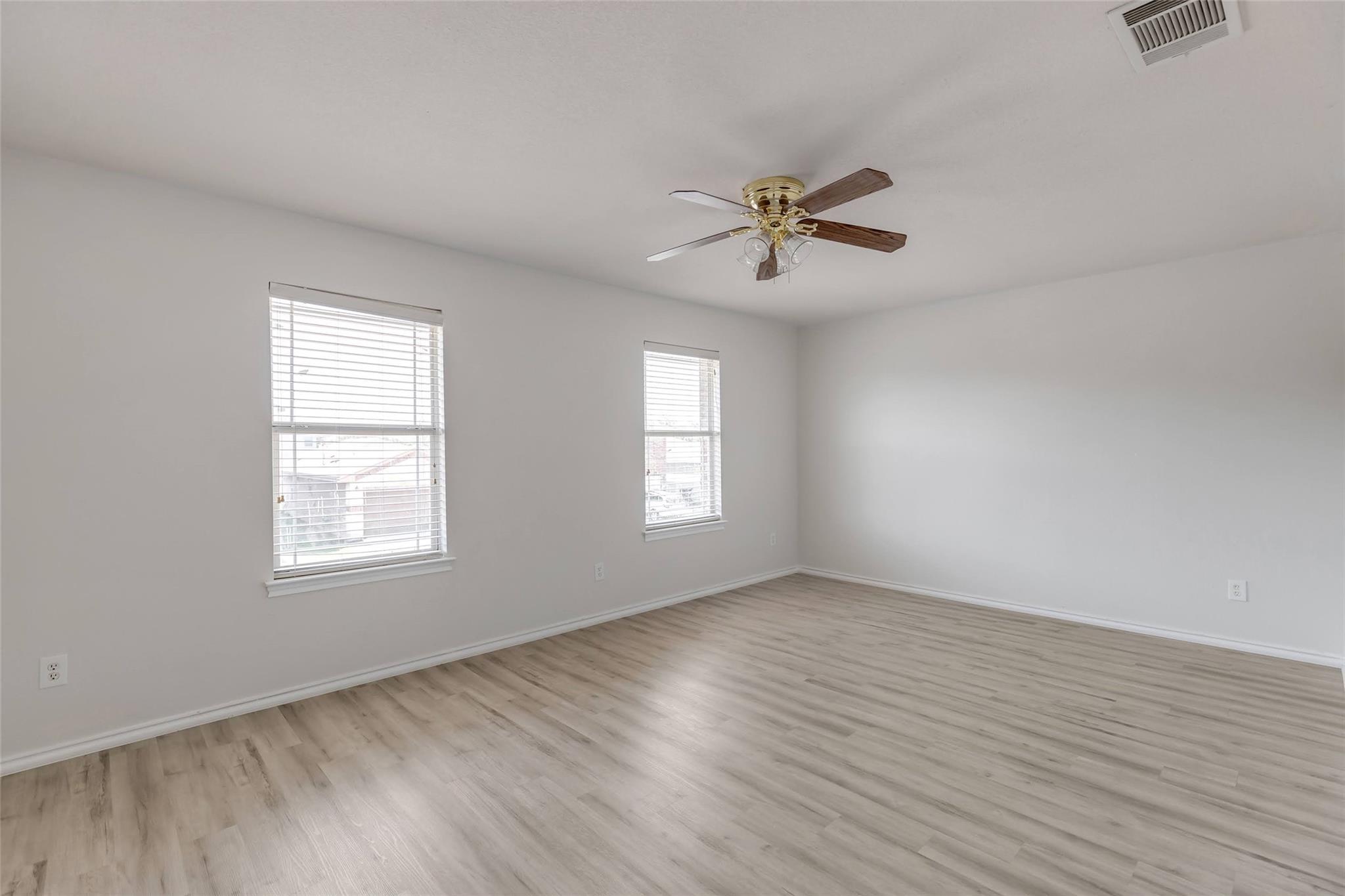 3207 Barksdale Dr Property Photo 19