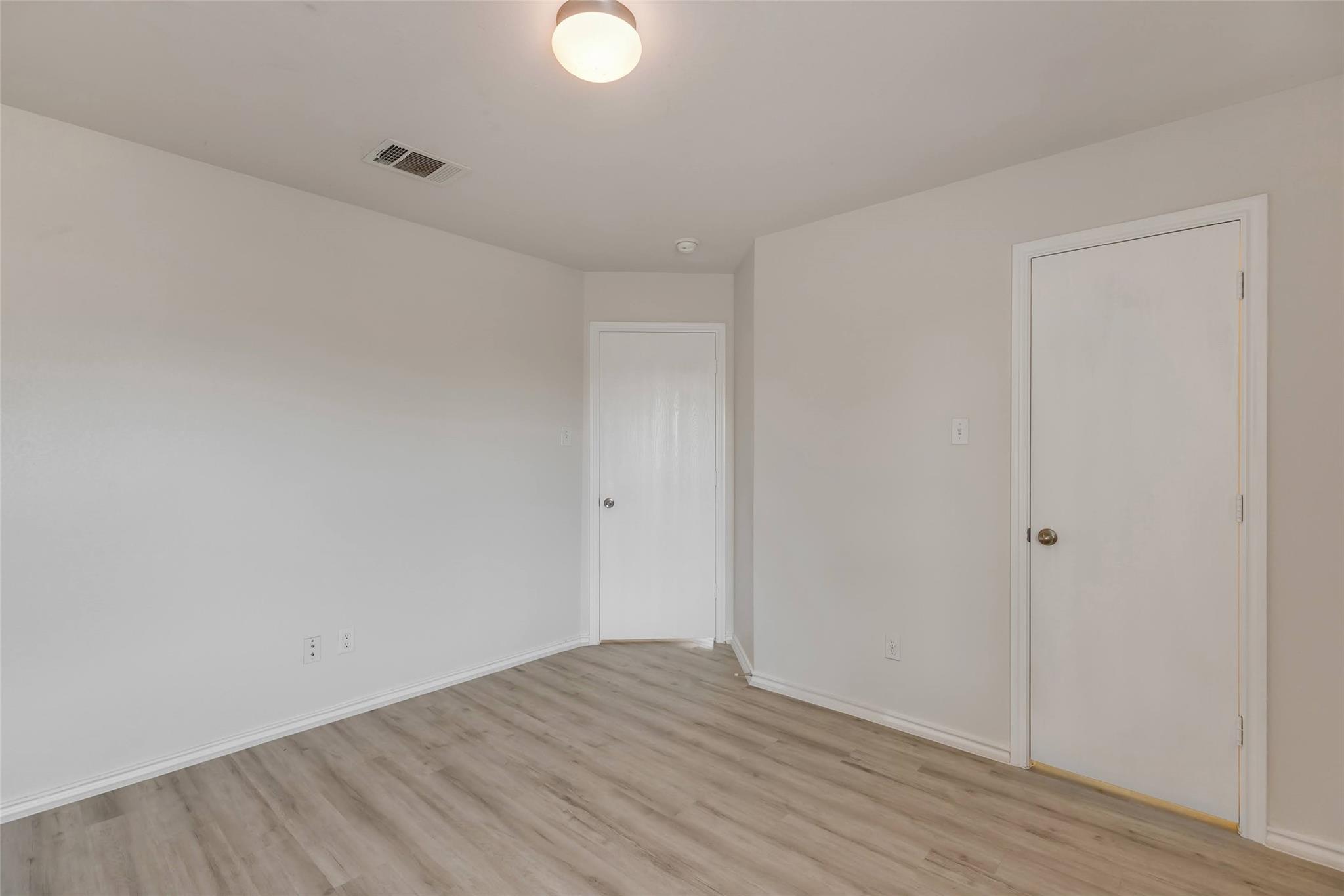 3207 Barksdale Dr Property Photo 24