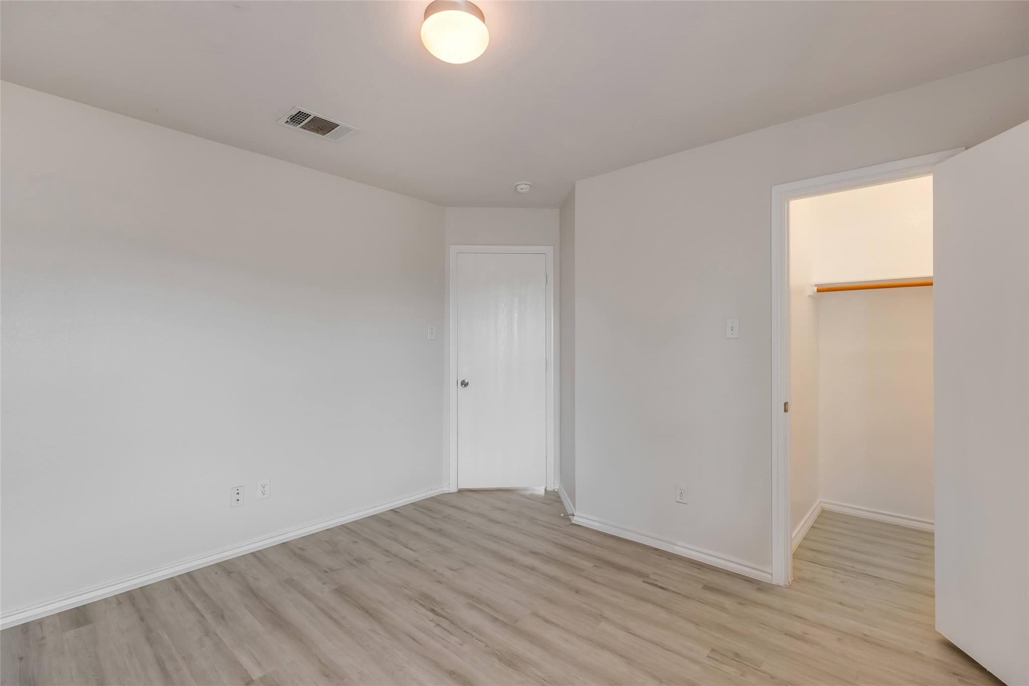 3207 Barksdale Dr Property Photo 25