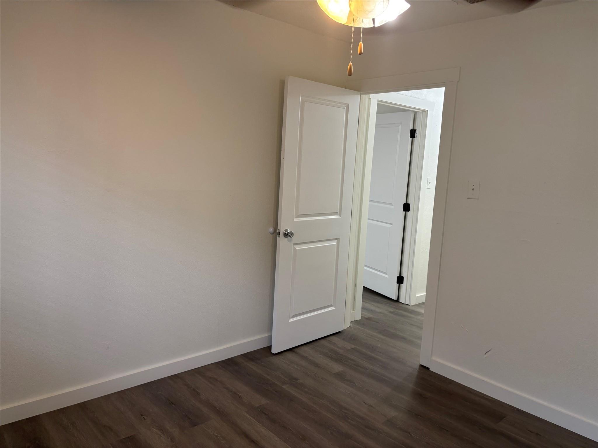 11913 Rennalee Loop Property Photo 25