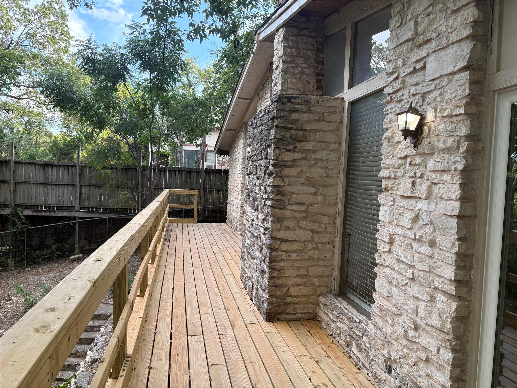 11913 Rennalee Loop Property Photo 32