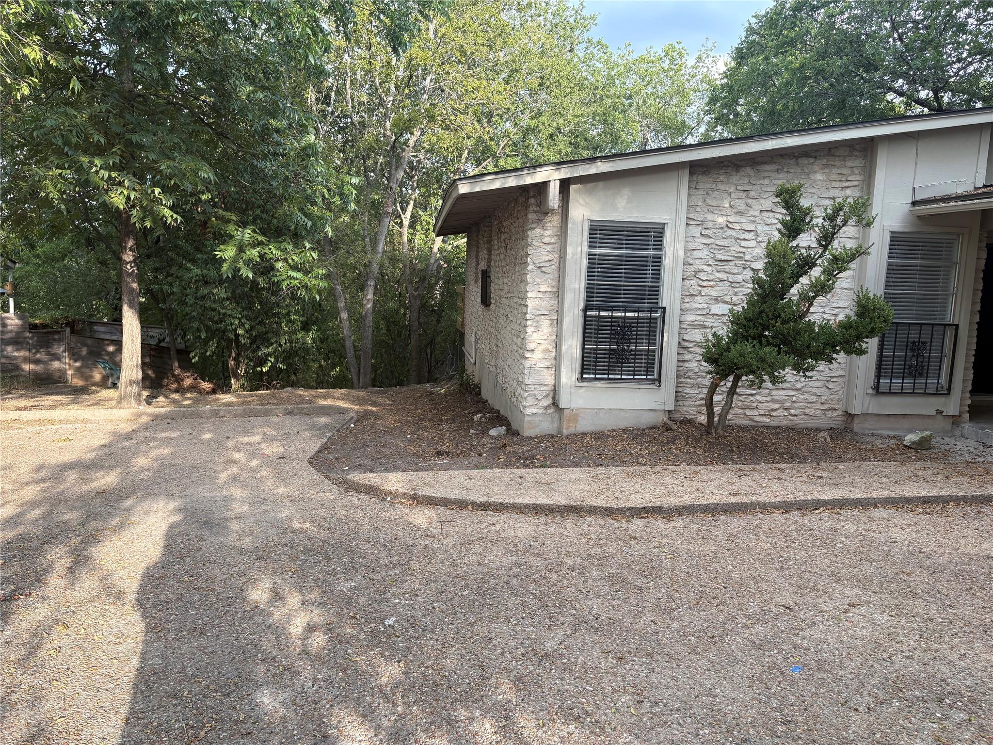 11913 Rennalee Loop Property Photo 39