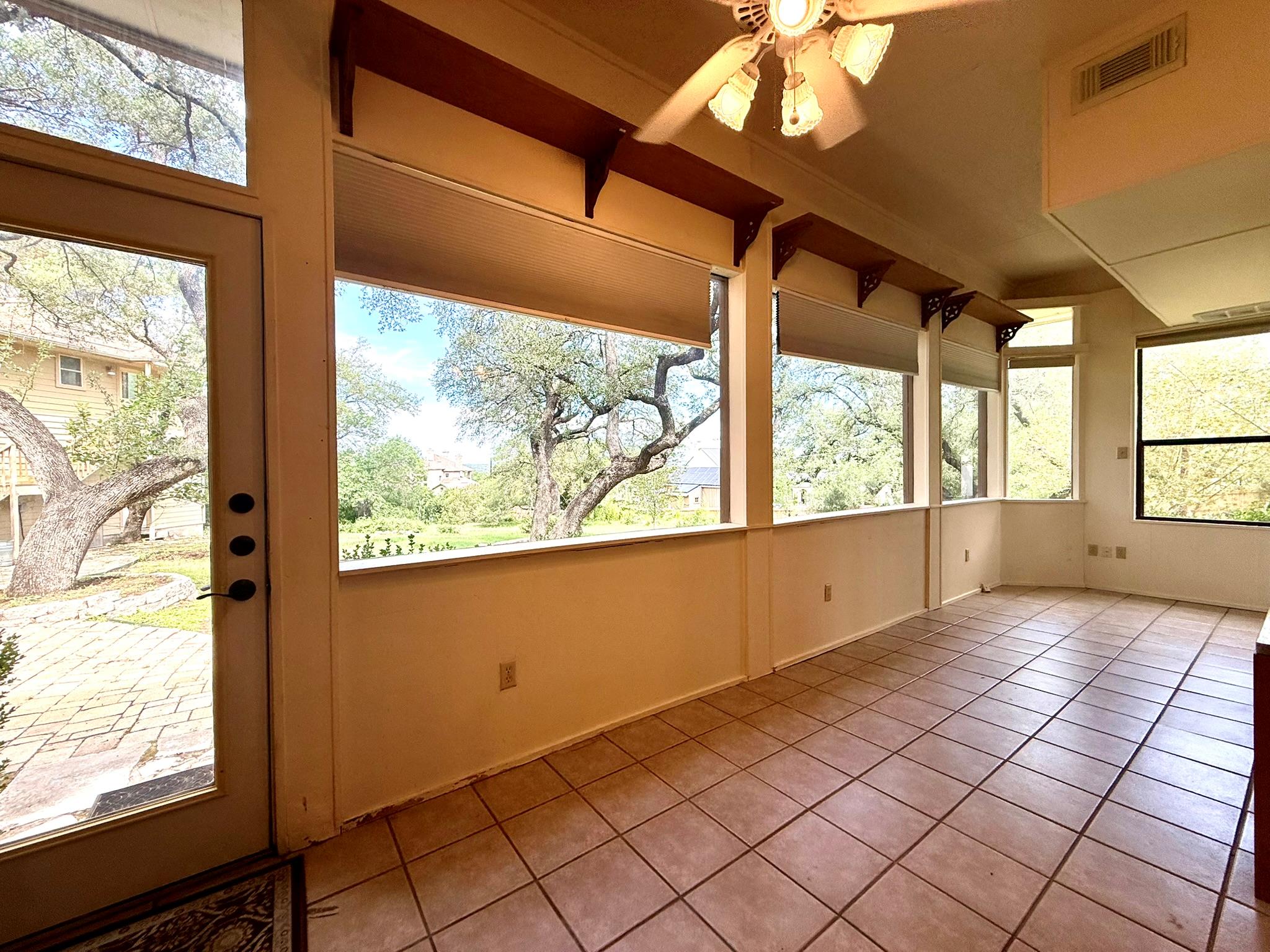 4748 Eck Ln Property Photo 13