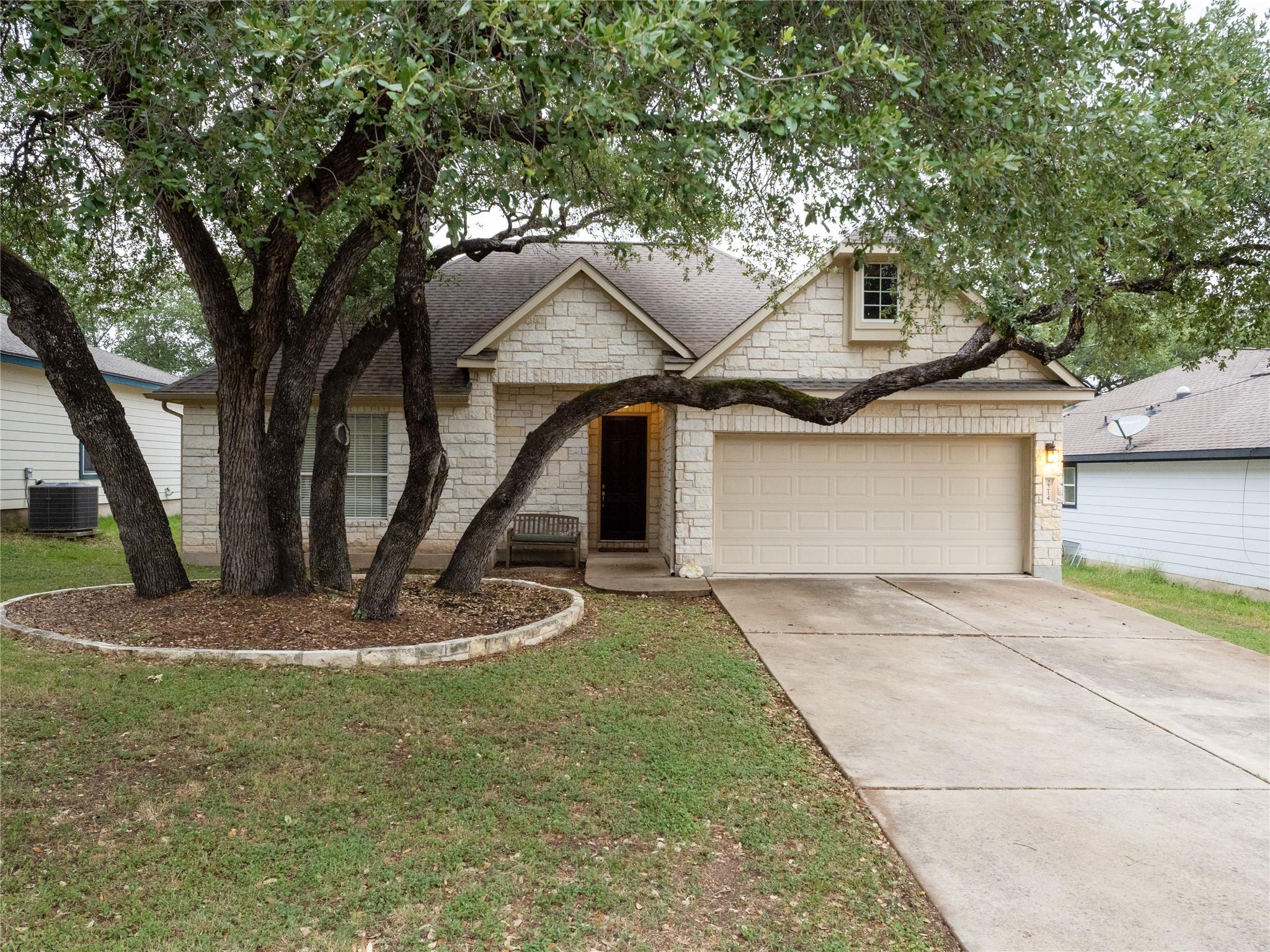 2214 Yellow Bird Trl Property Photo 1