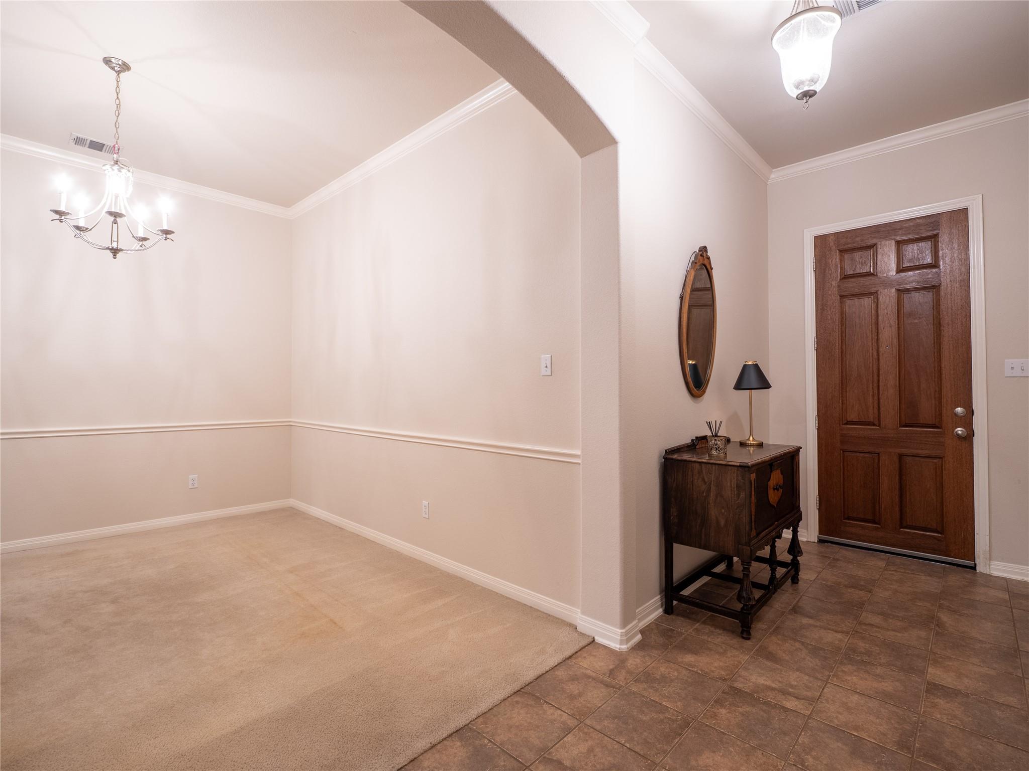 2214 Yellow Bird Trl Property Photo 3