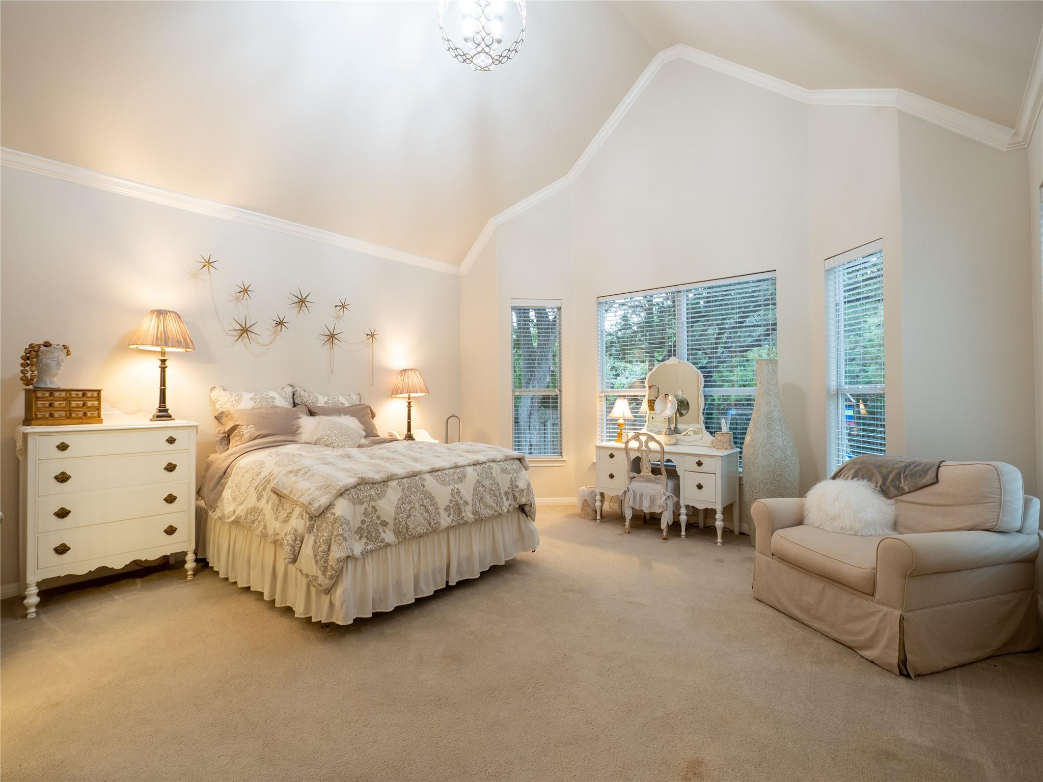 2214 Yellow Bird Trl Property Photo 13