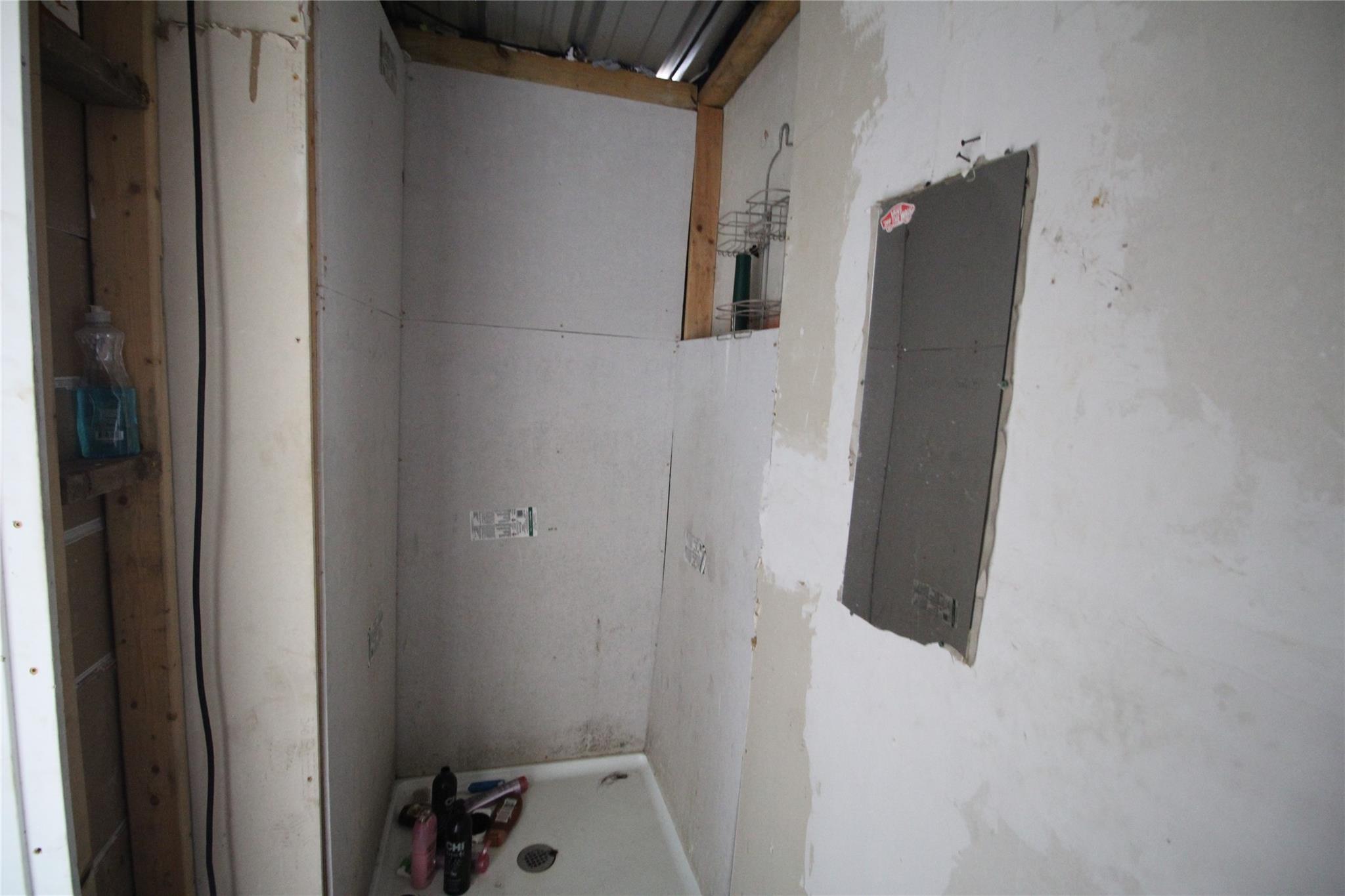 320 W Thiele St Property Photo 16