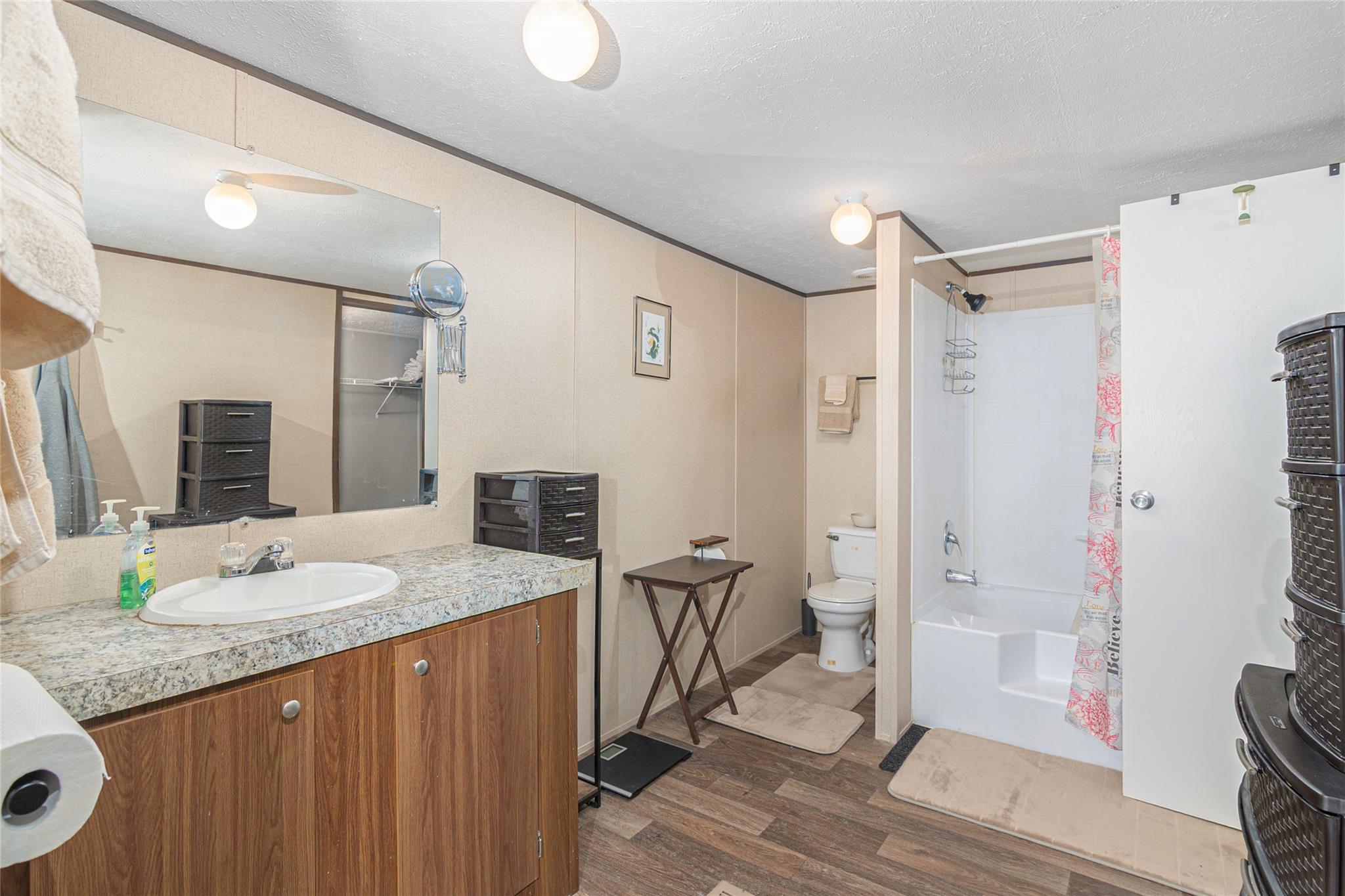 2105 Fm 1104 Property Photo 19
