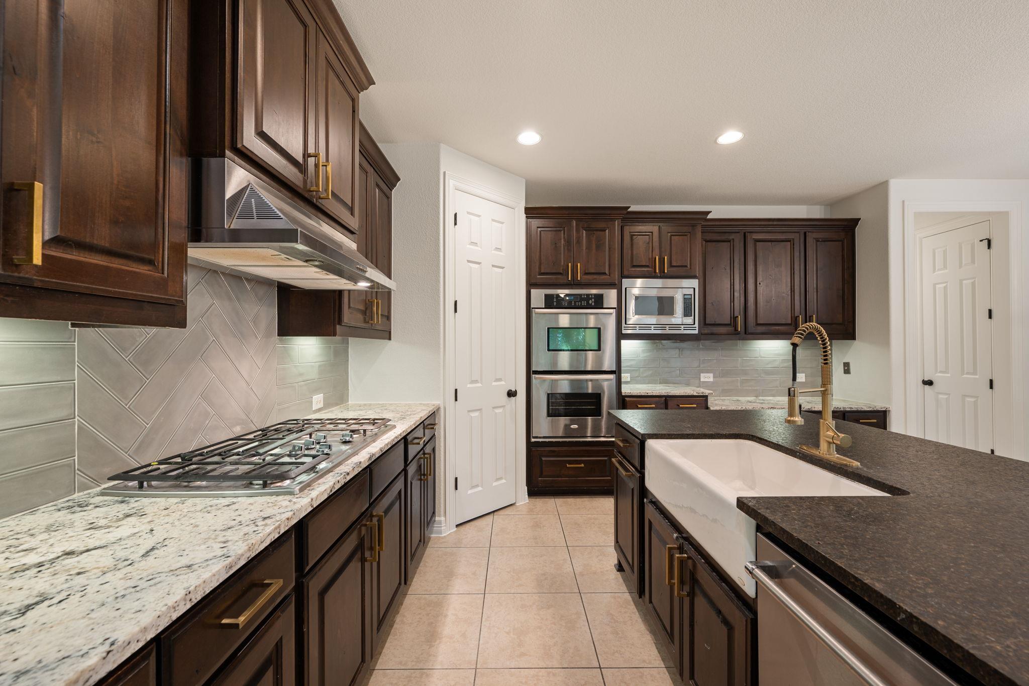 2201 Quarry Loop Property Photo 11