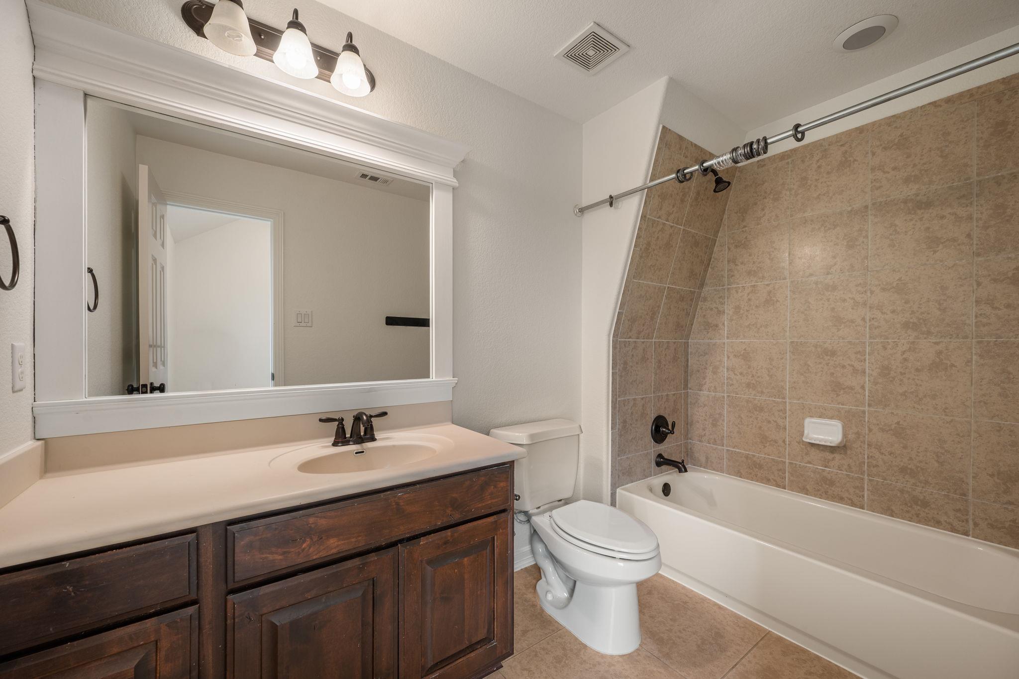 2201 Quarry Loop Property Photo 28