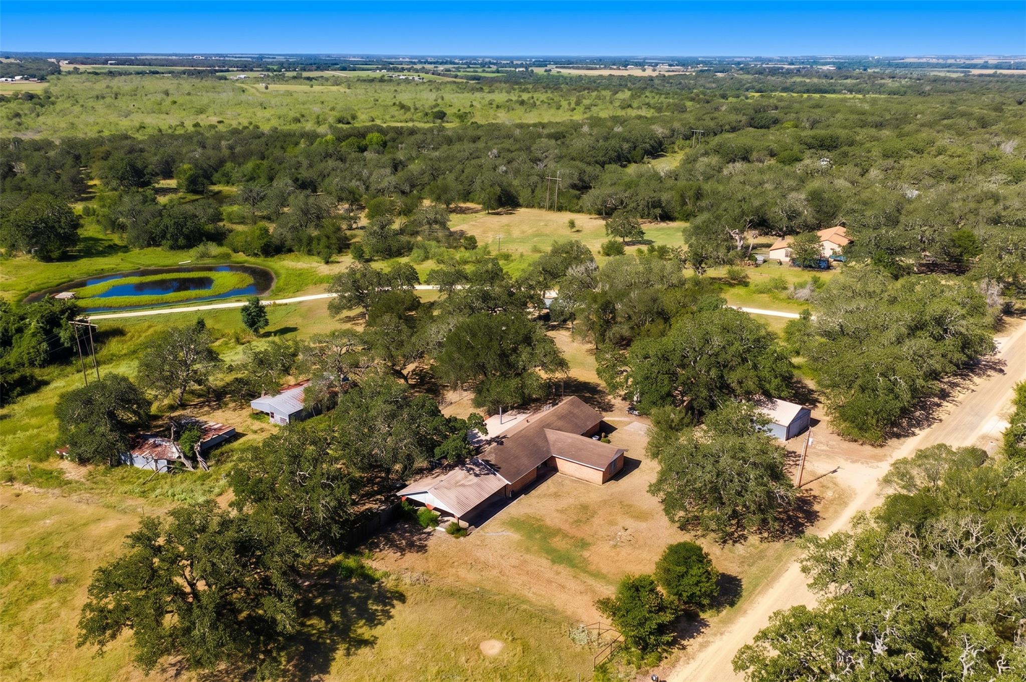 2173 County Road 434 Loop Property Photo 1