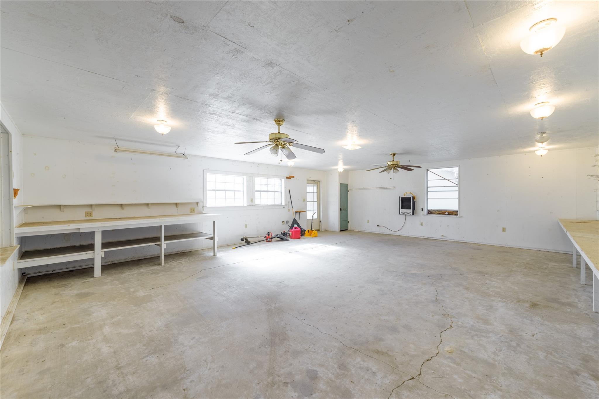 2173 County Road 434 Loop Property Photo 18